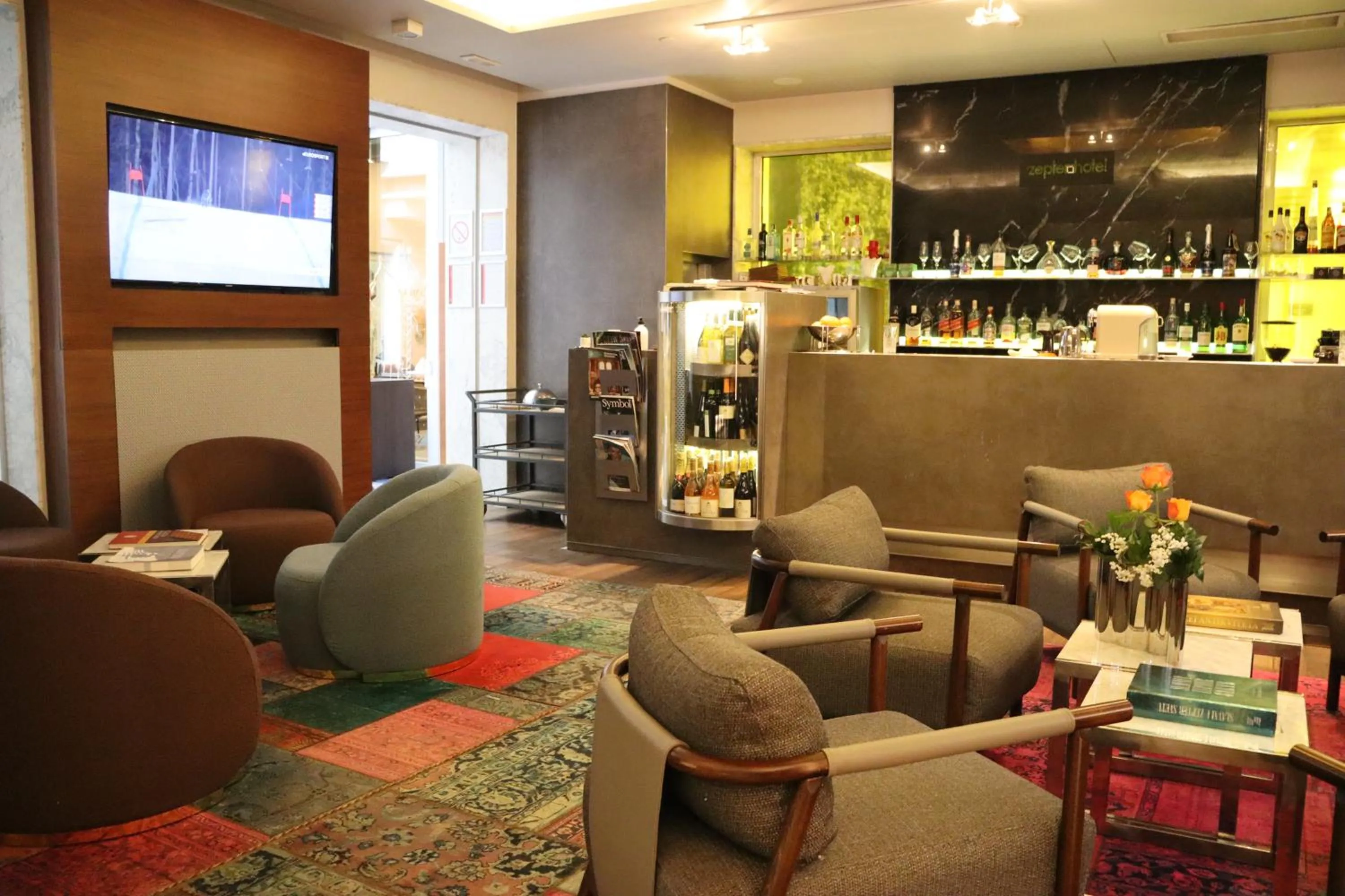 Lounge or bar in Zepter Hotel Belgrade, member of Zepter Hotels