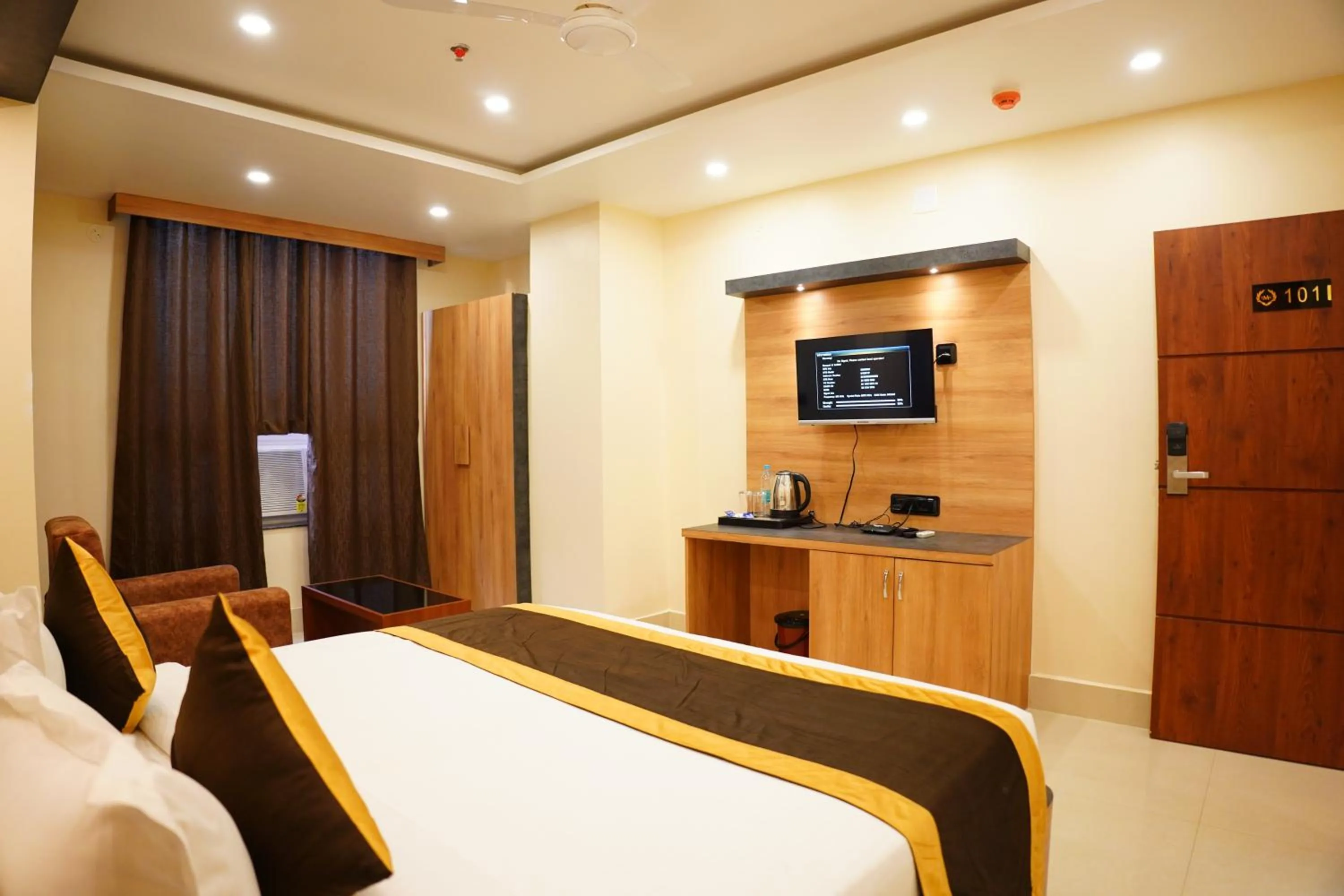 Bed in The MARUTINANDAN GRAND