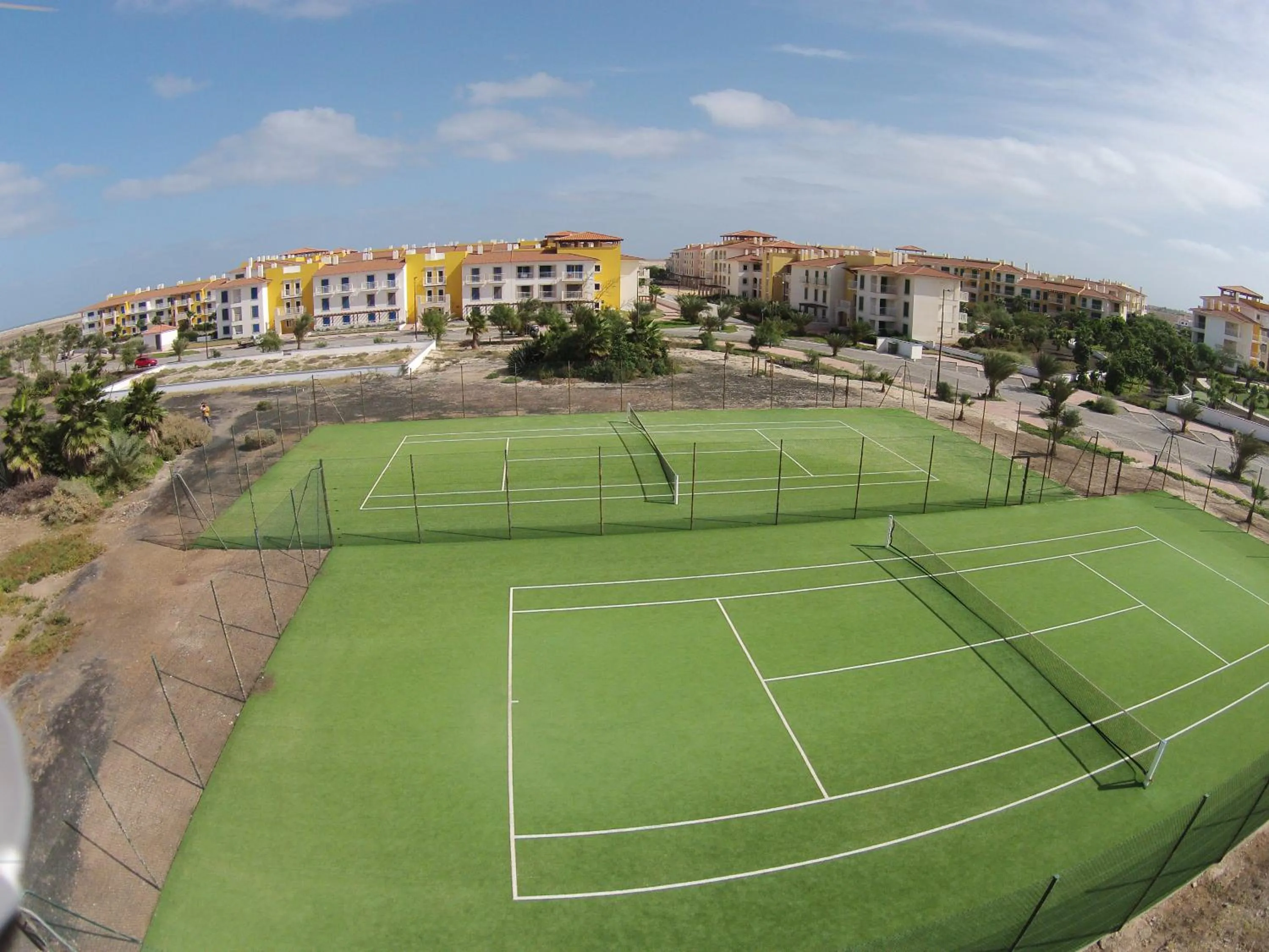 Tennis court in Agua Hotels Sal Vila Verde