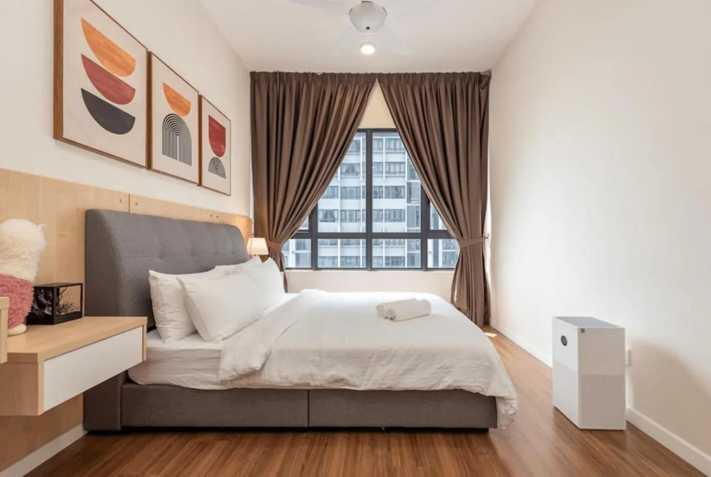 Bed in Millerz Square Old Klang Road