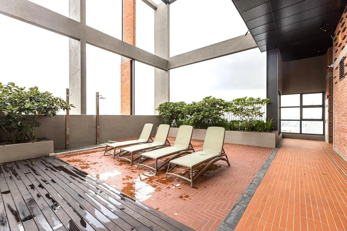 Swimming pool in Millerz Square Old Klang Road