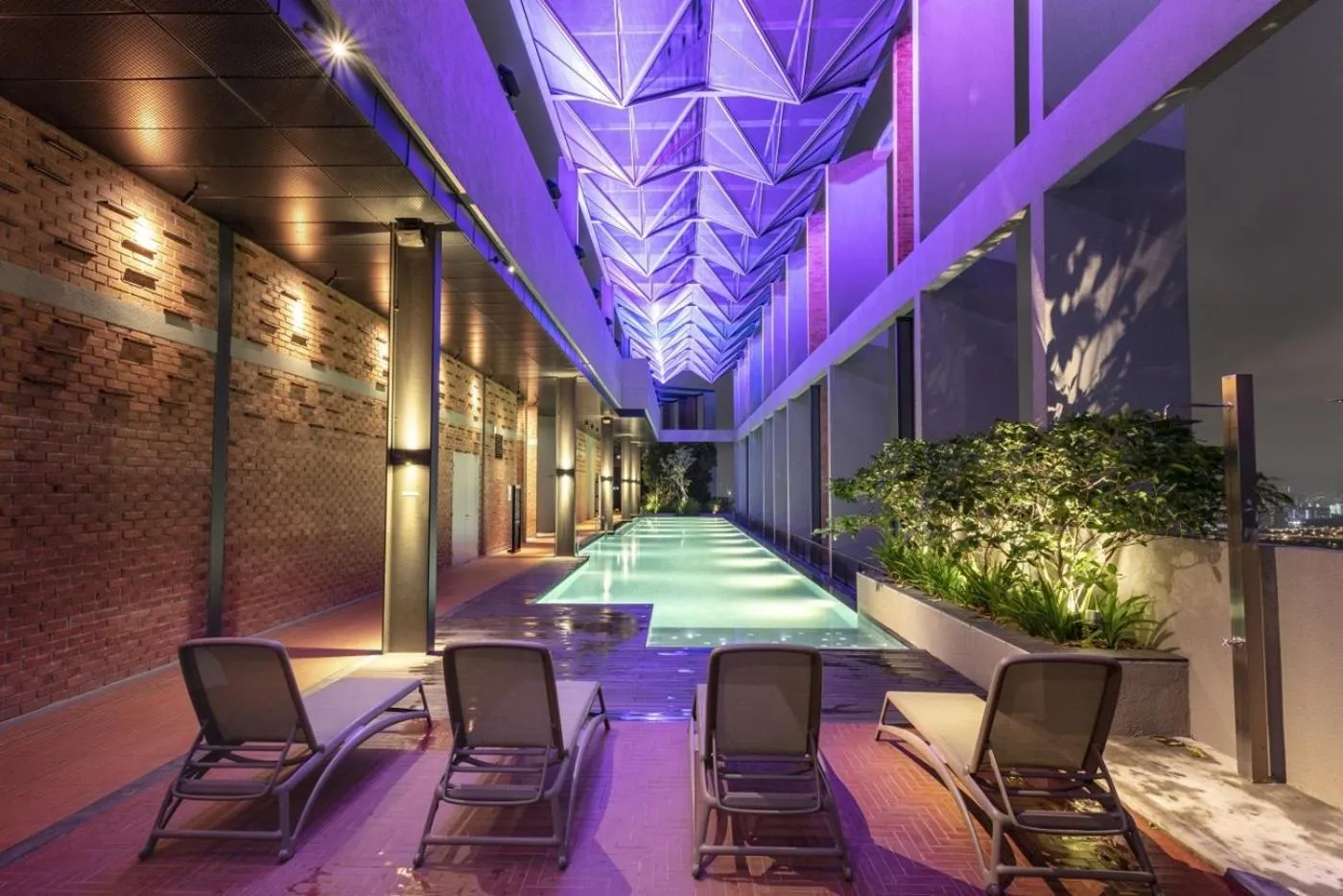 Swimming pool in Millerz Square Old Klang Road