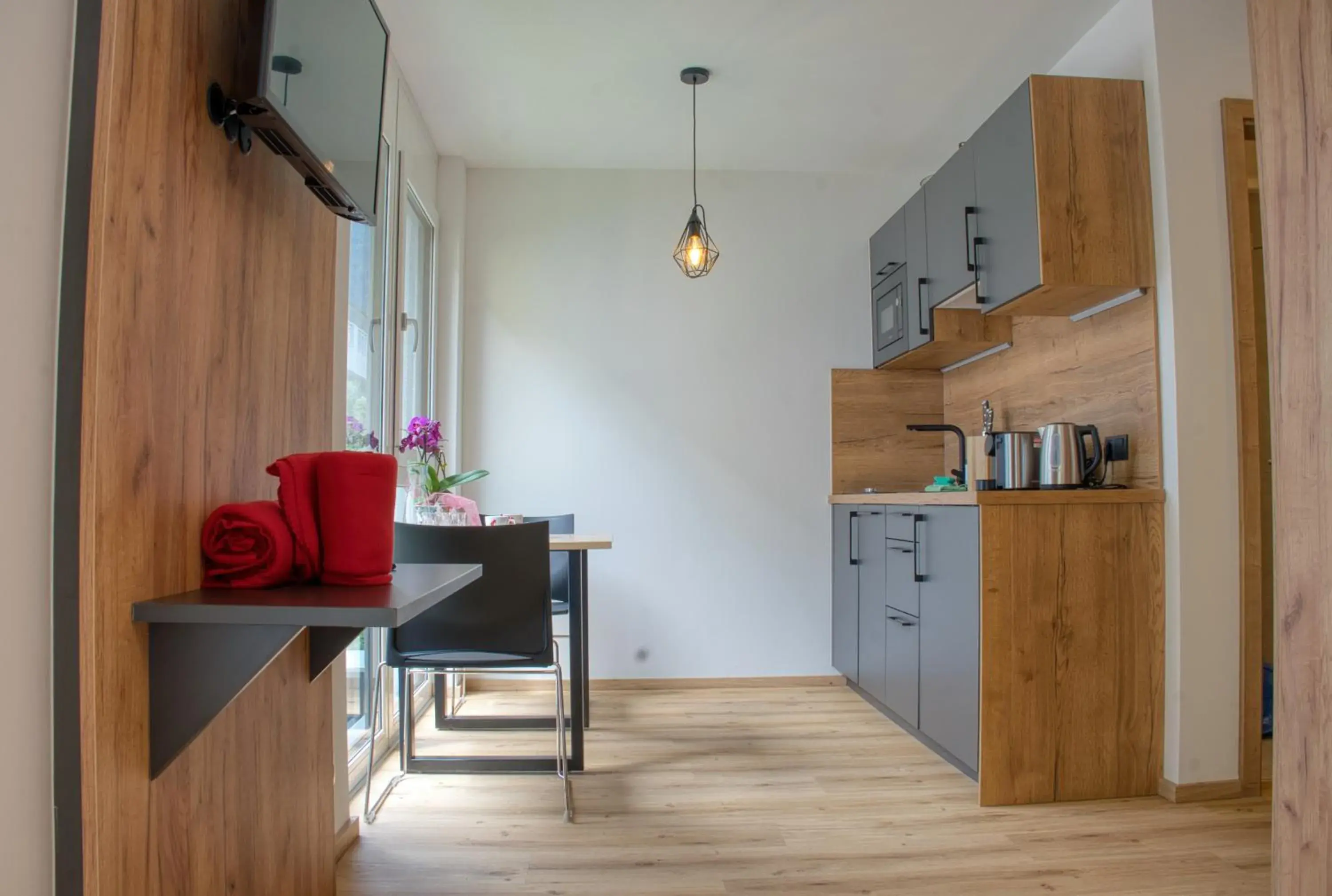 DeLuxe Studio II - single occupancy in myQuartier City Chalets digital self check in DeLuxe Studio II - single occupancy in myQuartier City Chalets digital self check in