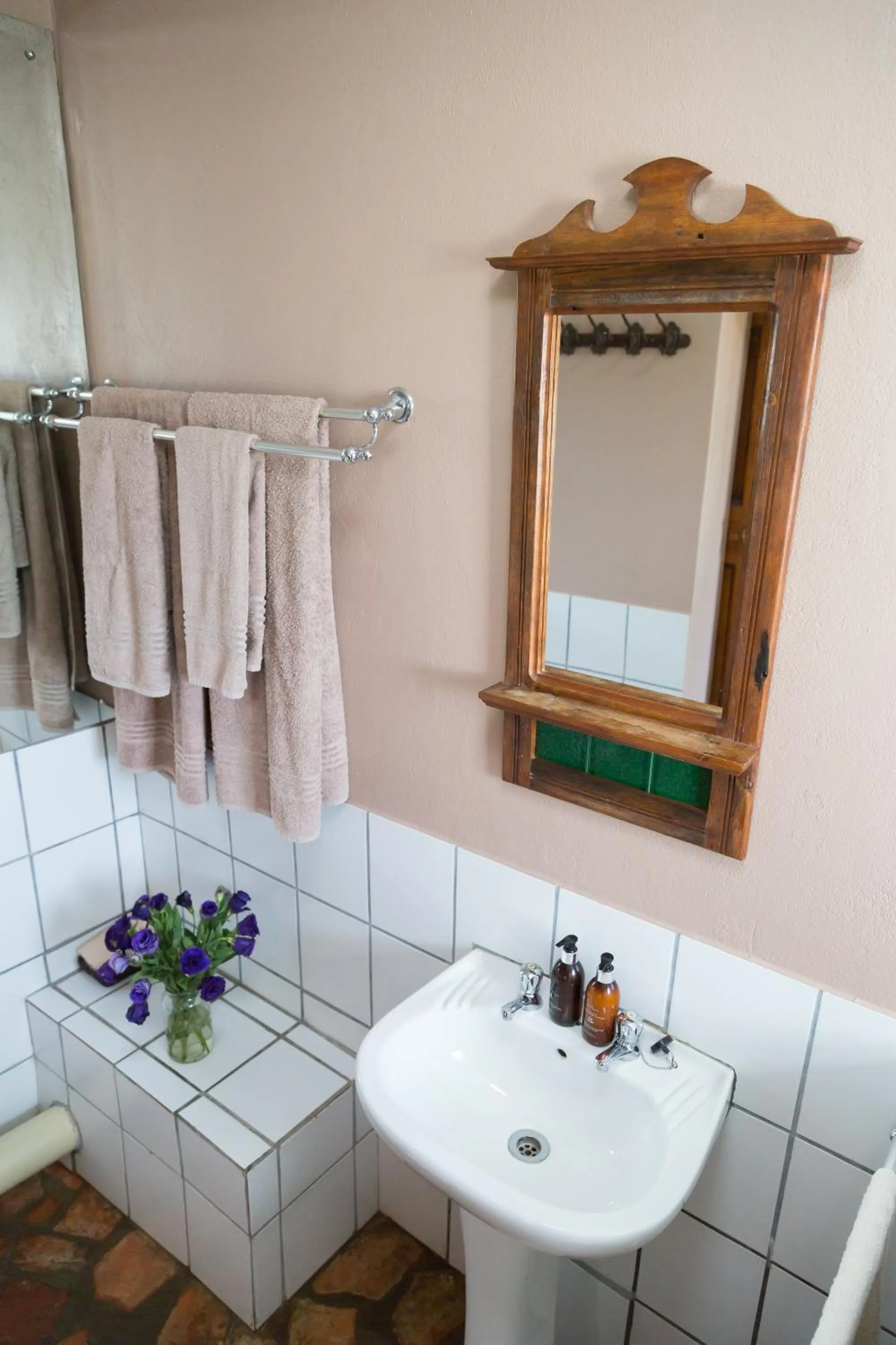 Bathroom in Skeiding Guest Farm