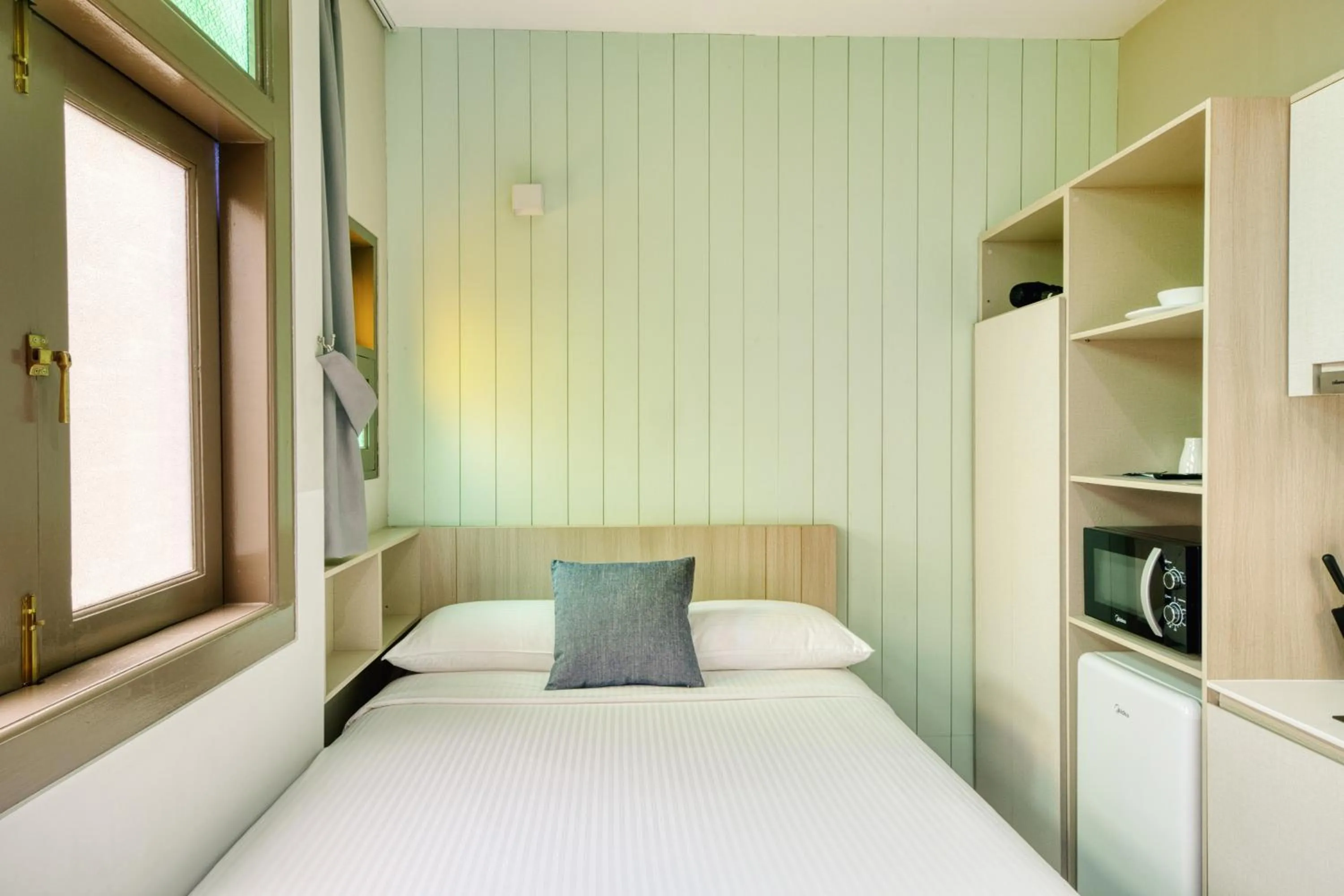 Bed in Habyt Studios Kallang