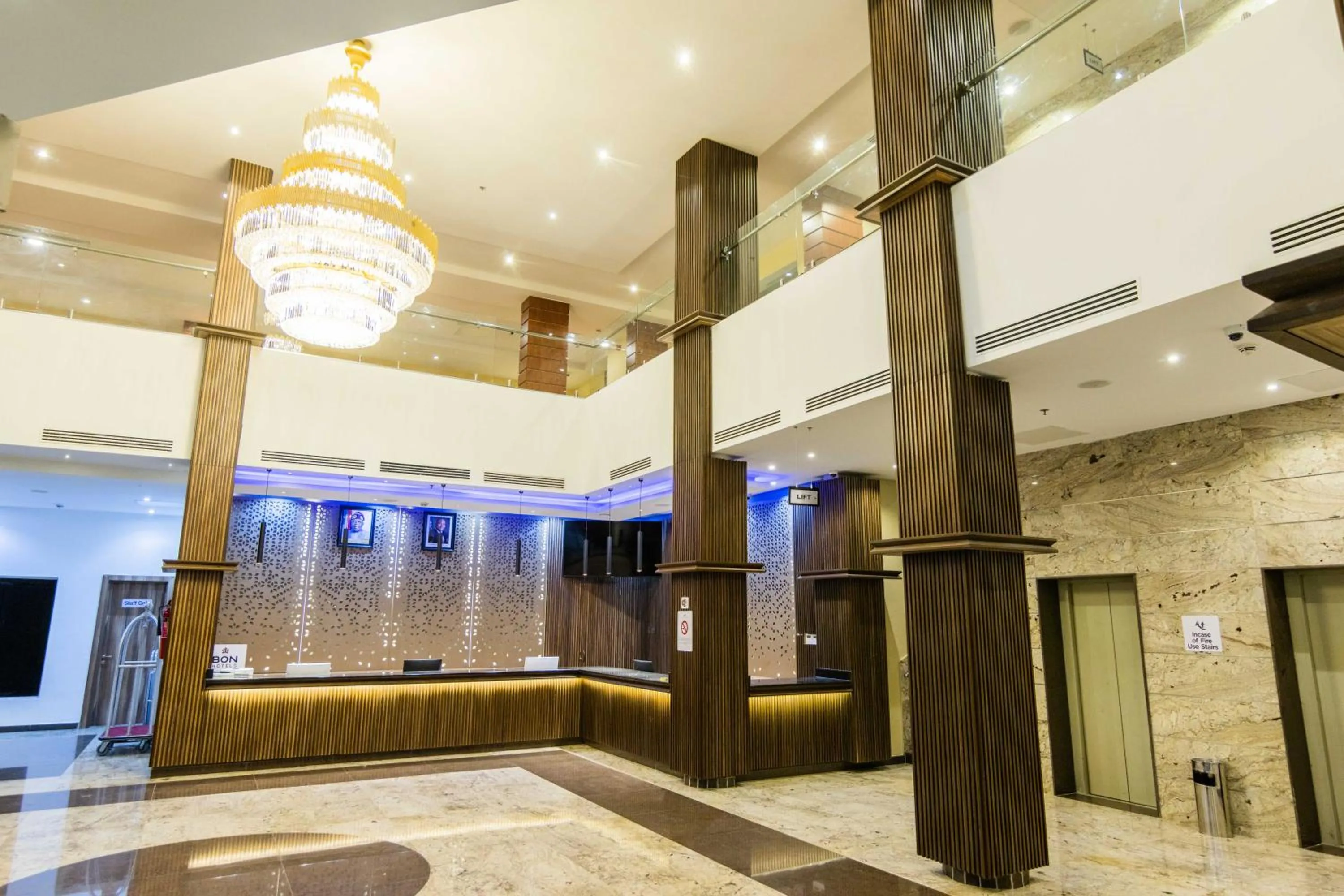 Lobby or reception in BON Hotel Octagon