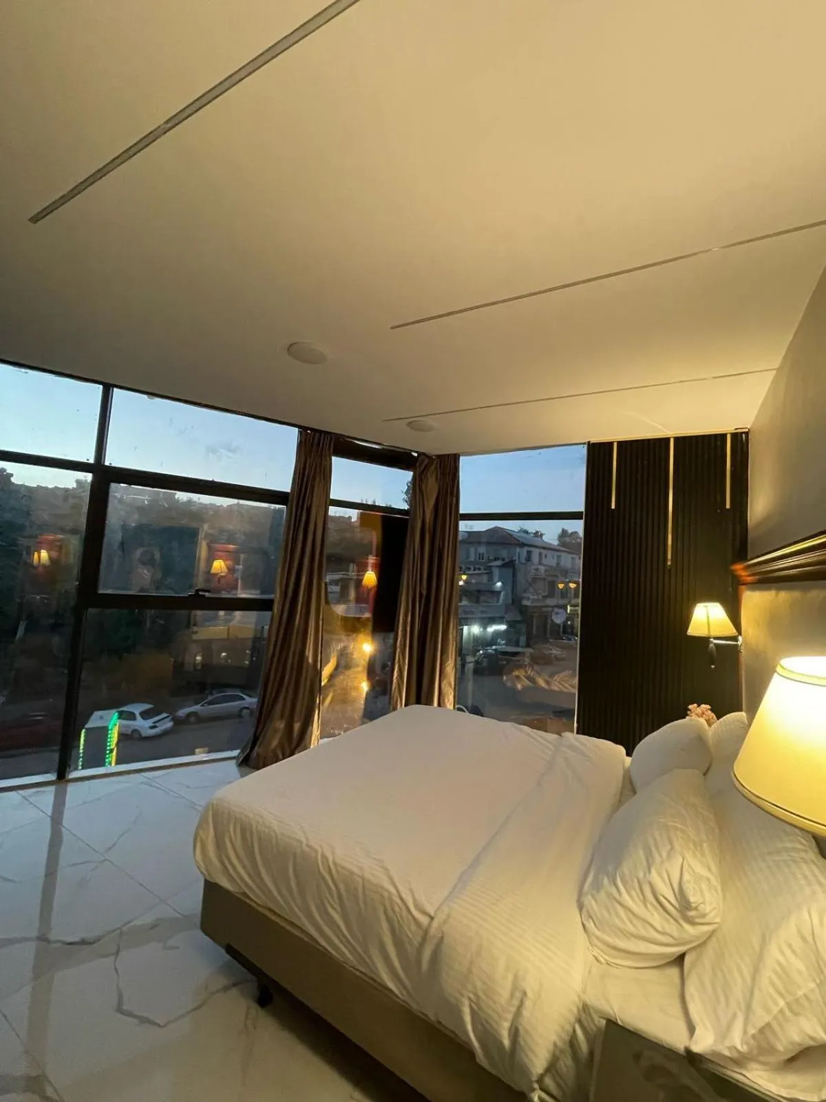 Photo of the whole room, Bed in Jerash Hotel