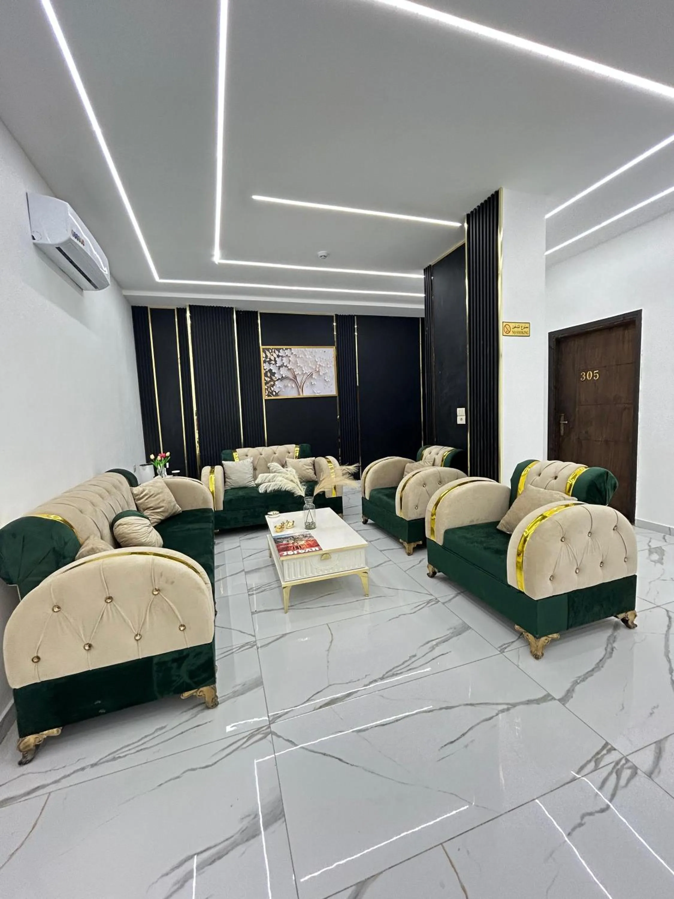 Seating area in Jerash Hotel