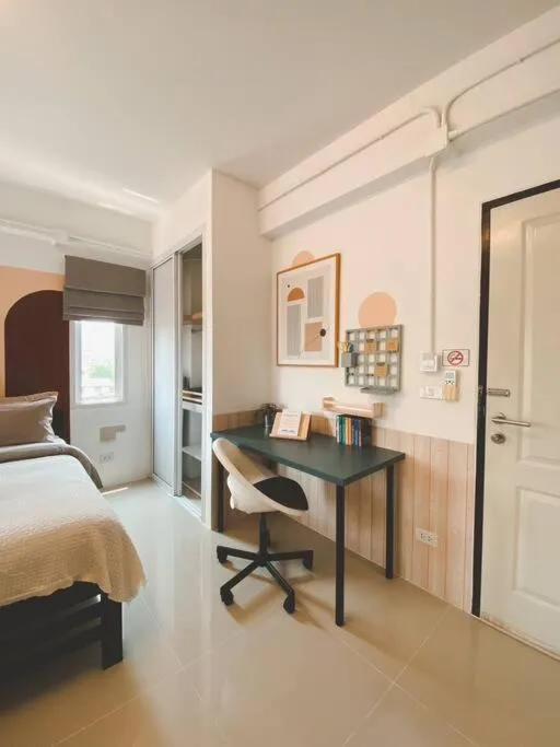 Bed in The Giftown Bangkok, Talat Phlu