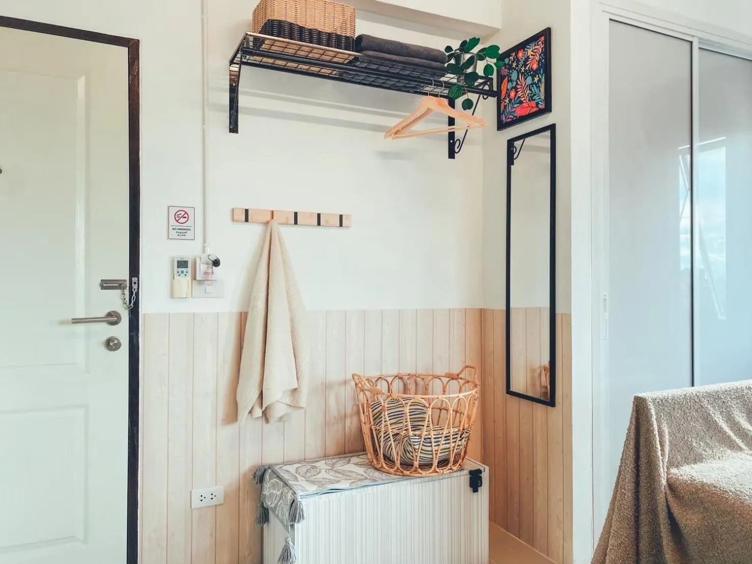 The Giftown Bangkok, Talat Phlu