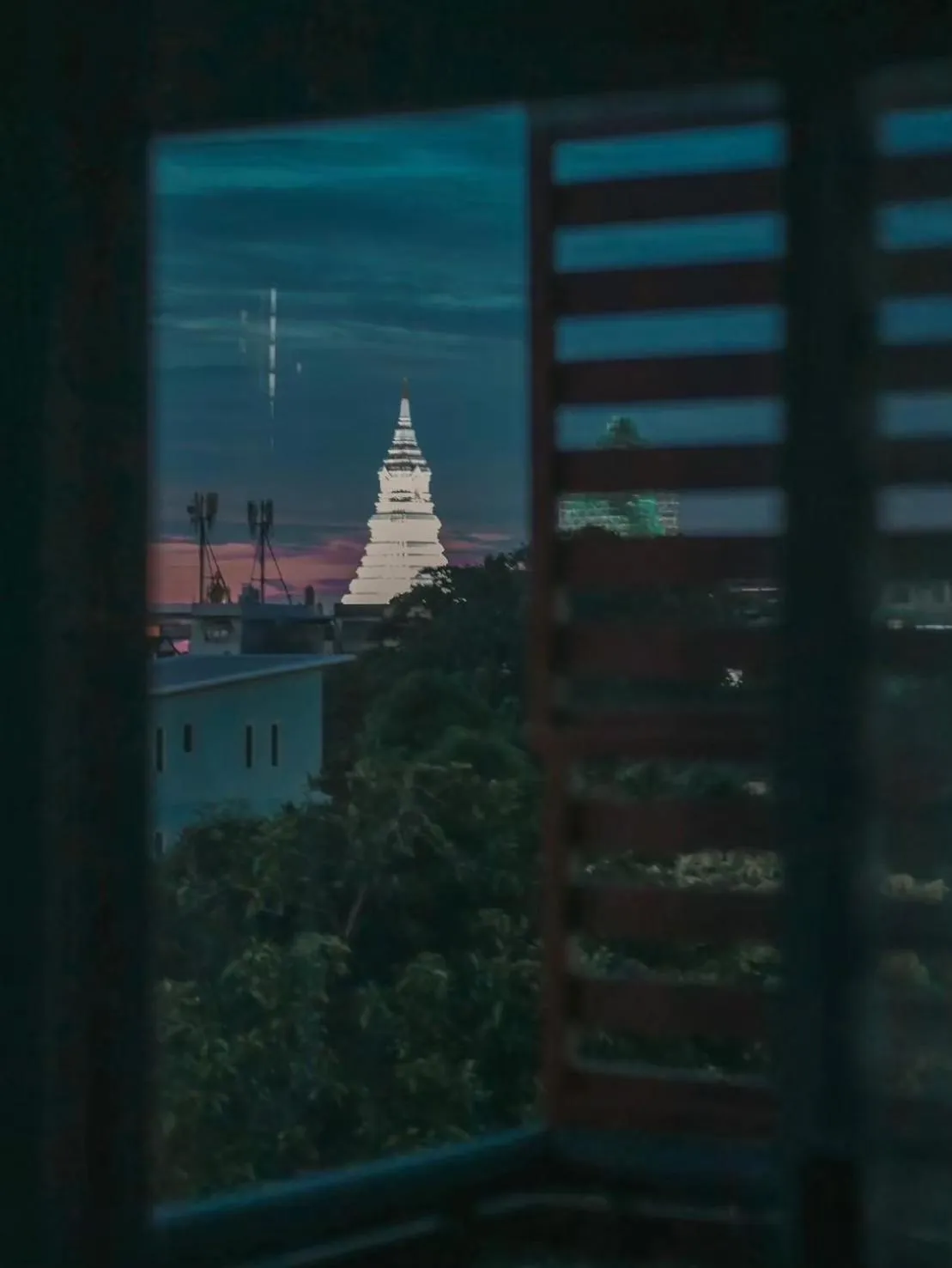 The Giftown Bangkok, Talat Phlu