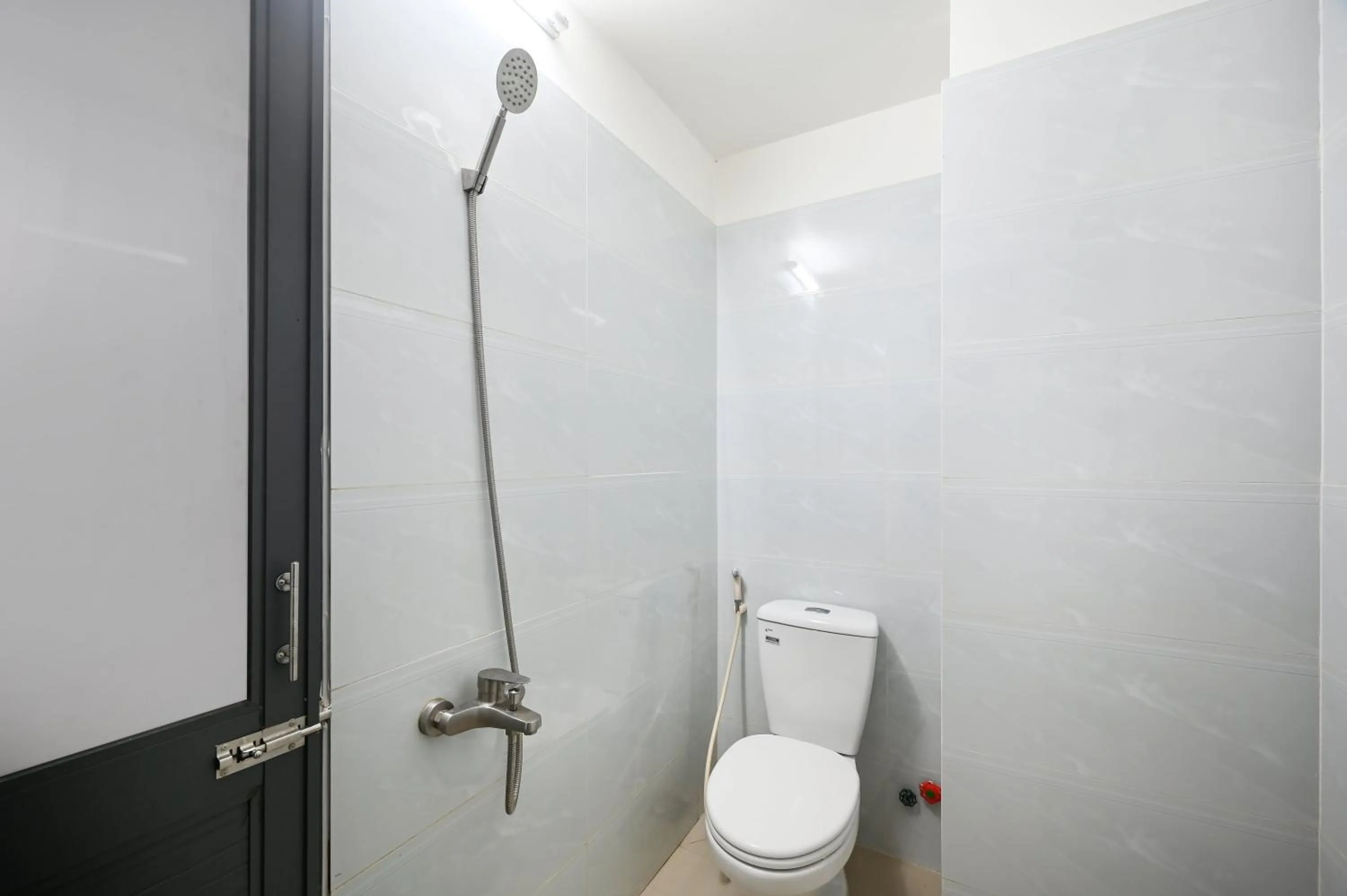 Bathroom in Montana Hotel & Aparment Saigon Airport