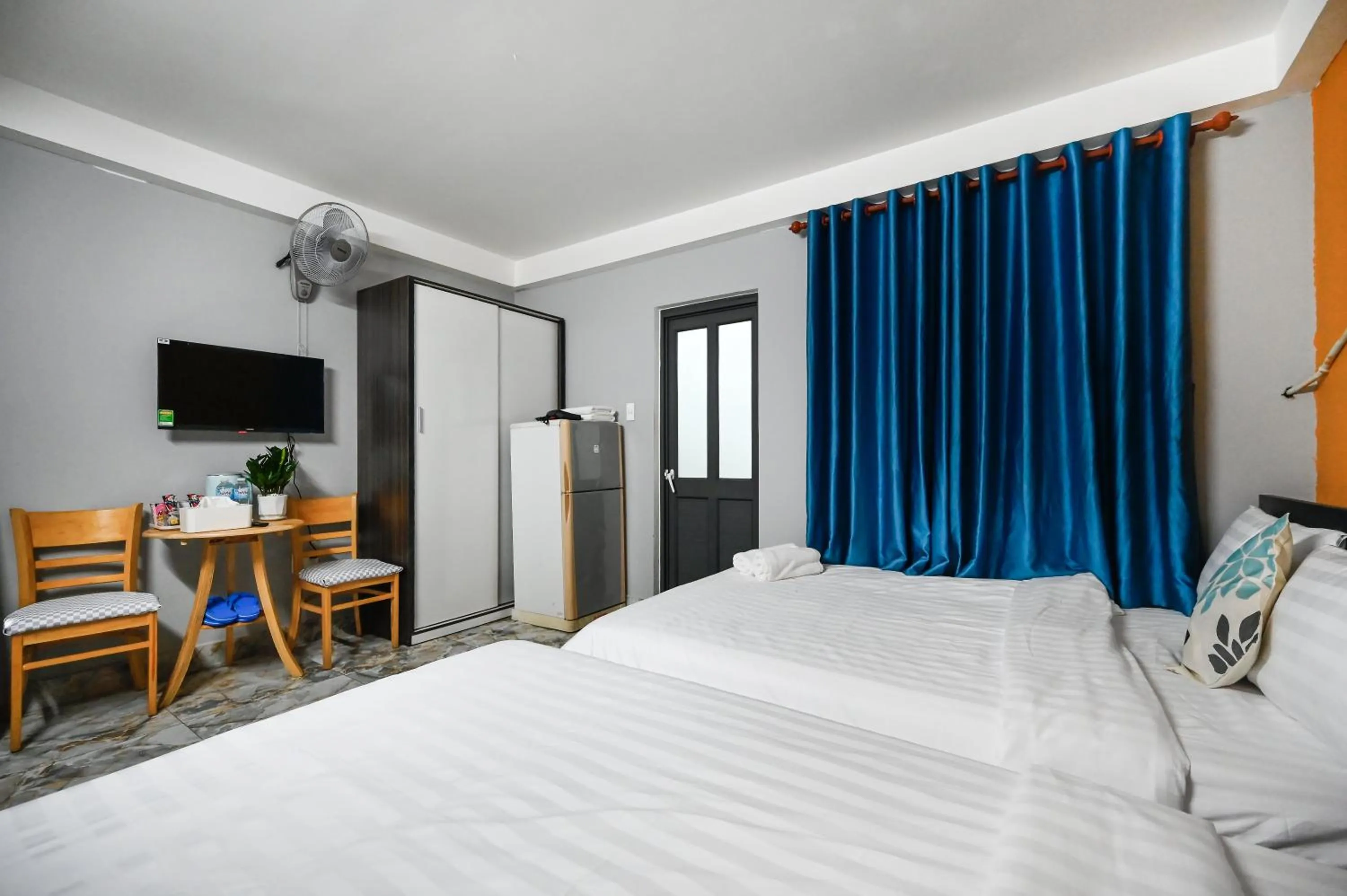 Bedroom, Bed in Montana Hotel & Aparment Saigon Airport