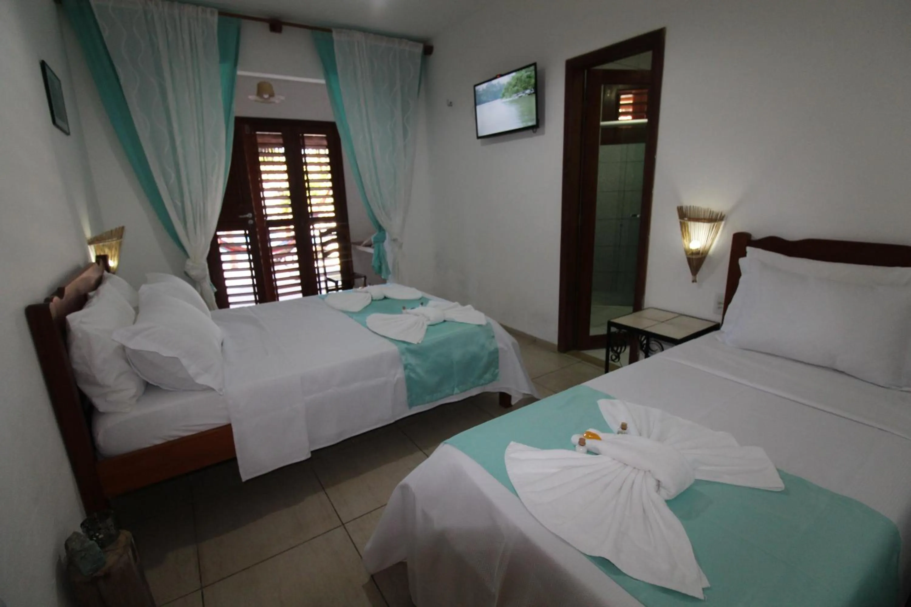 Balcony/Terrace, Bed in Hotel Pousada 360