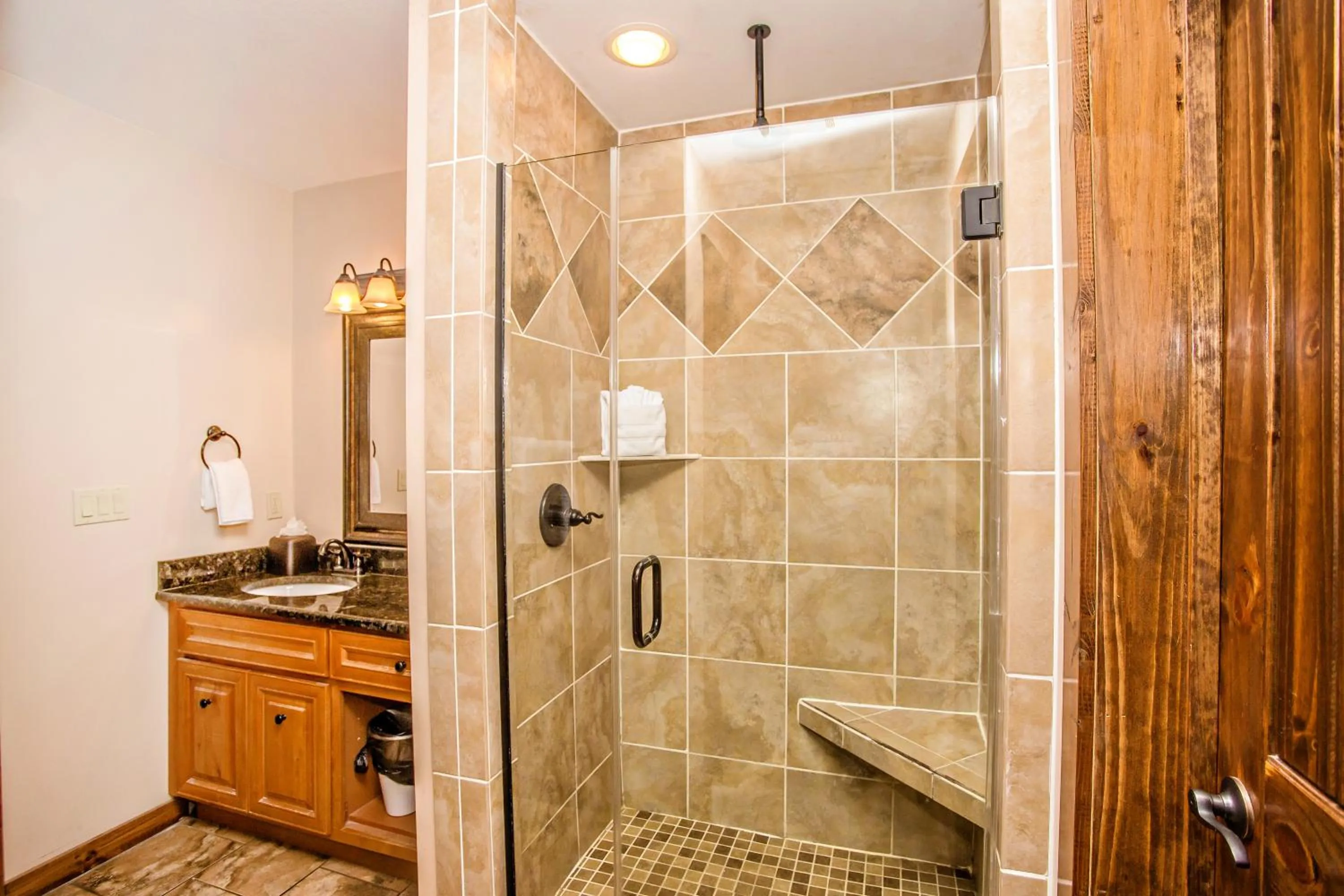 Bathroom in The Lodges of the Great Smoky Mountains