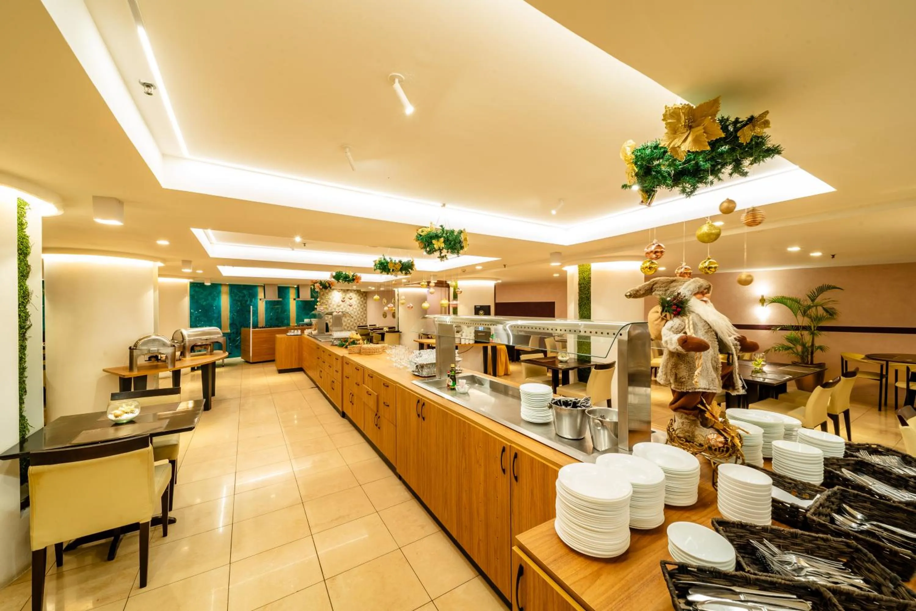 Restaurant/places to eat in Oasis Imperial & Fortaleza