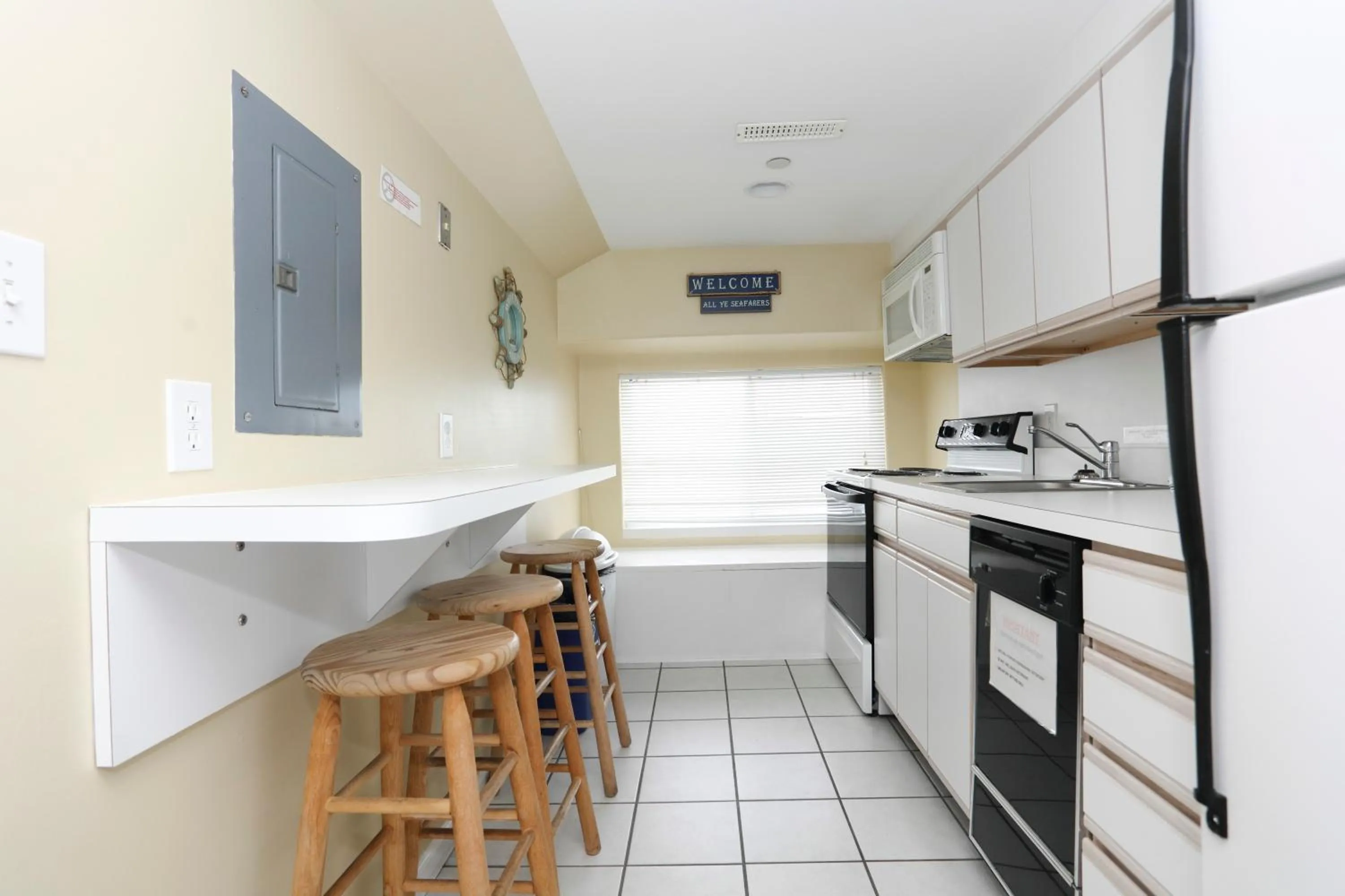 Kitchen or kitchenette in Riviera Resort & Suites