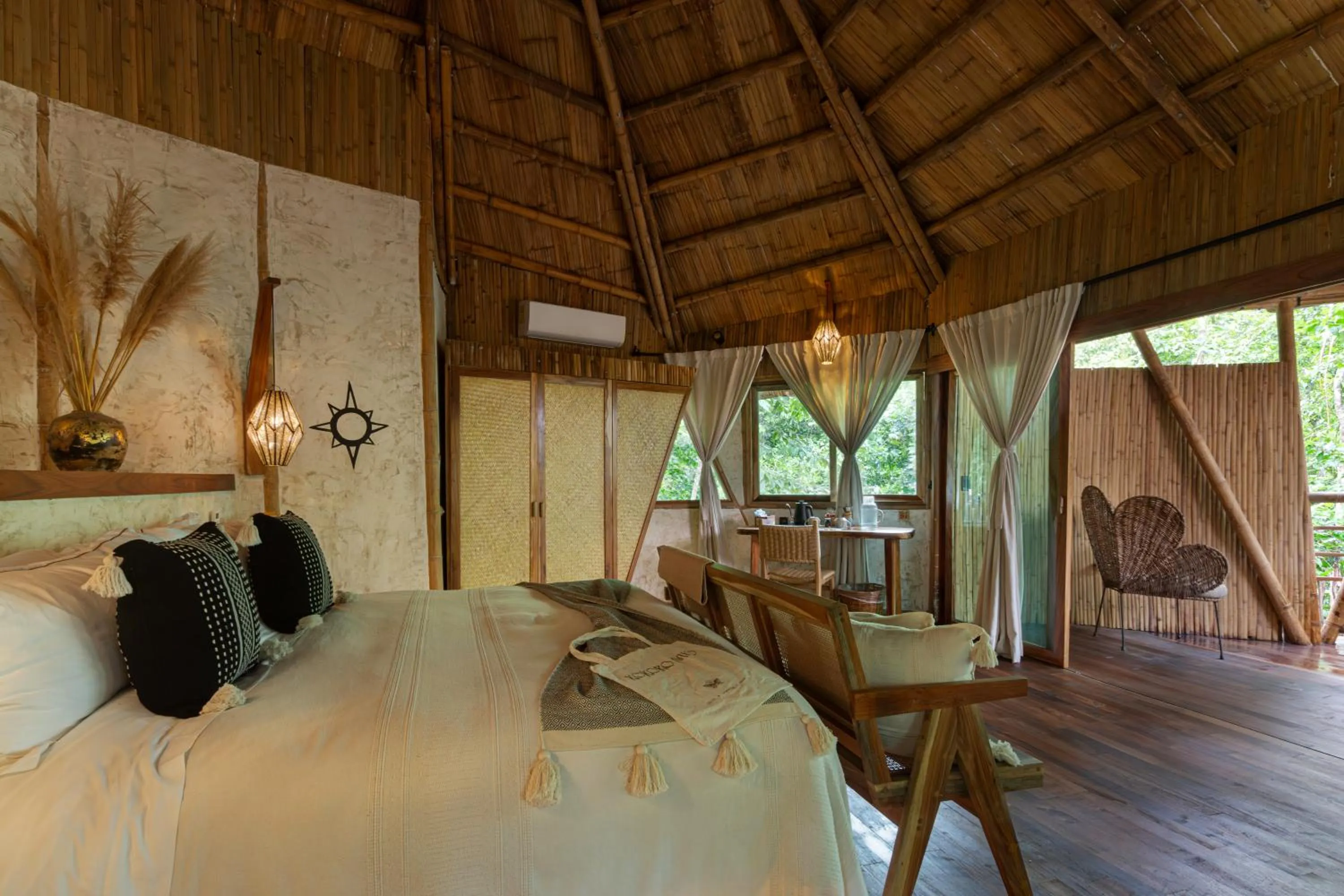 Bed in Kokoro Mio Hotel & Wellnes