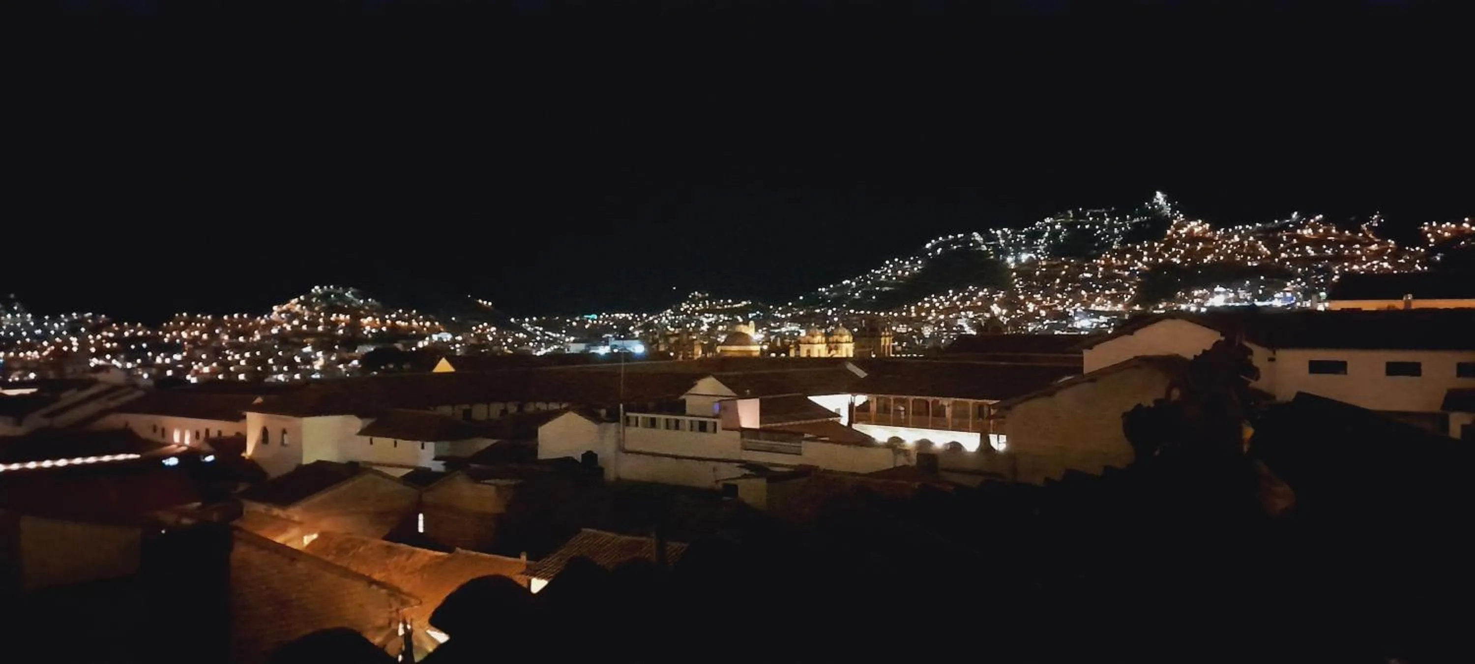 Night in Hotel Montecristo Cusco