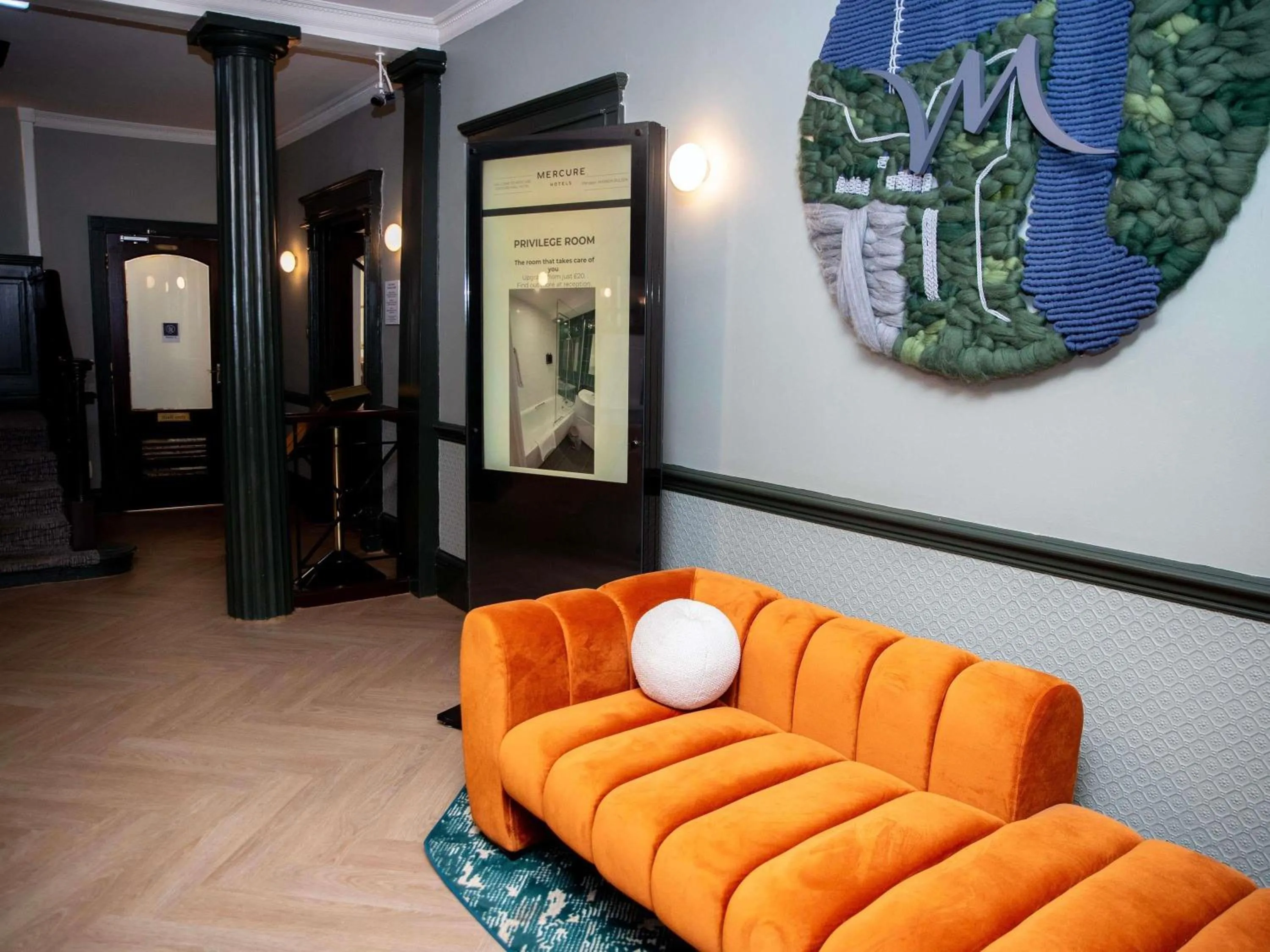 Property building in Mercure Thurrock Stifford Hall