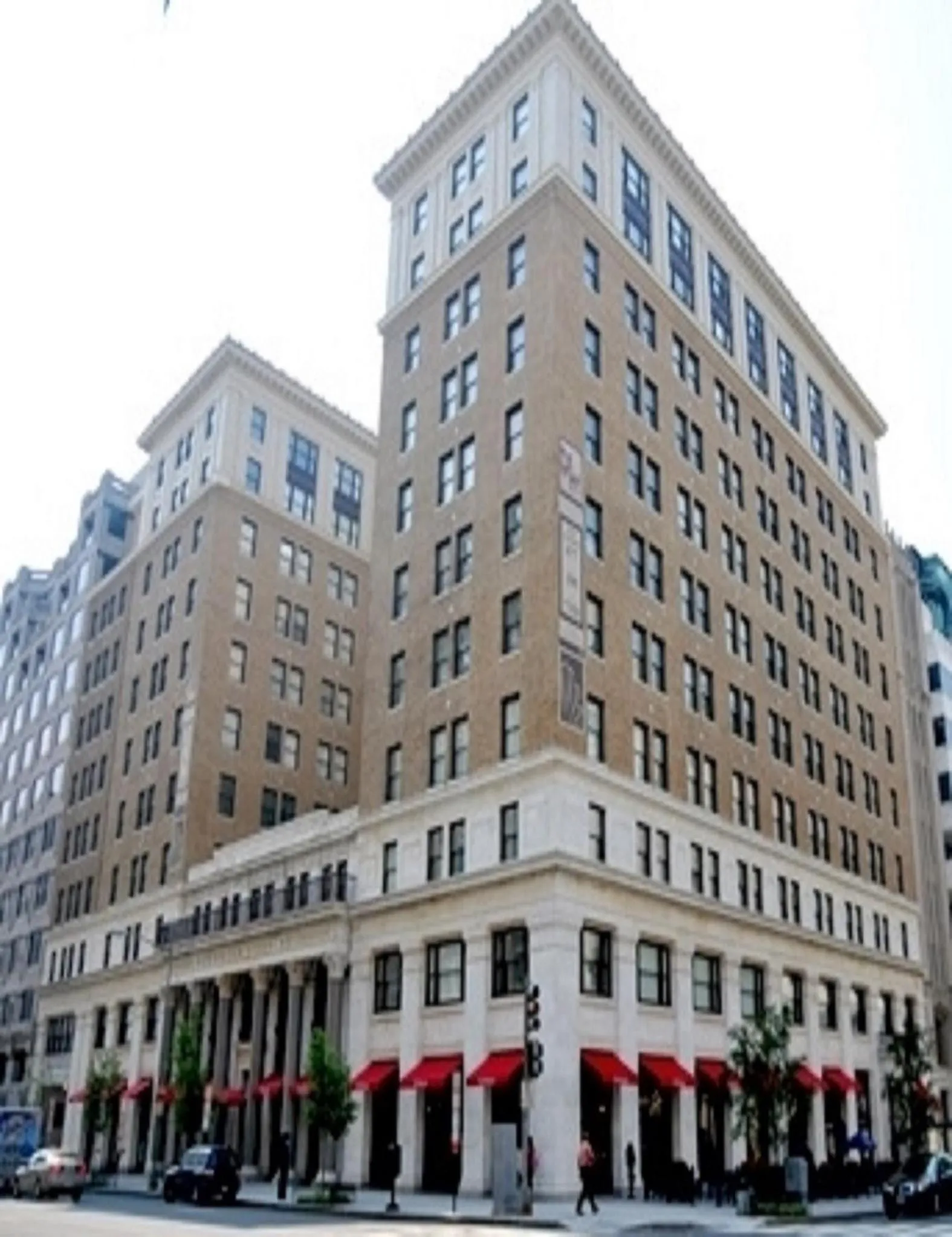 Facade/entrance in Global Luxury Suites at The White House