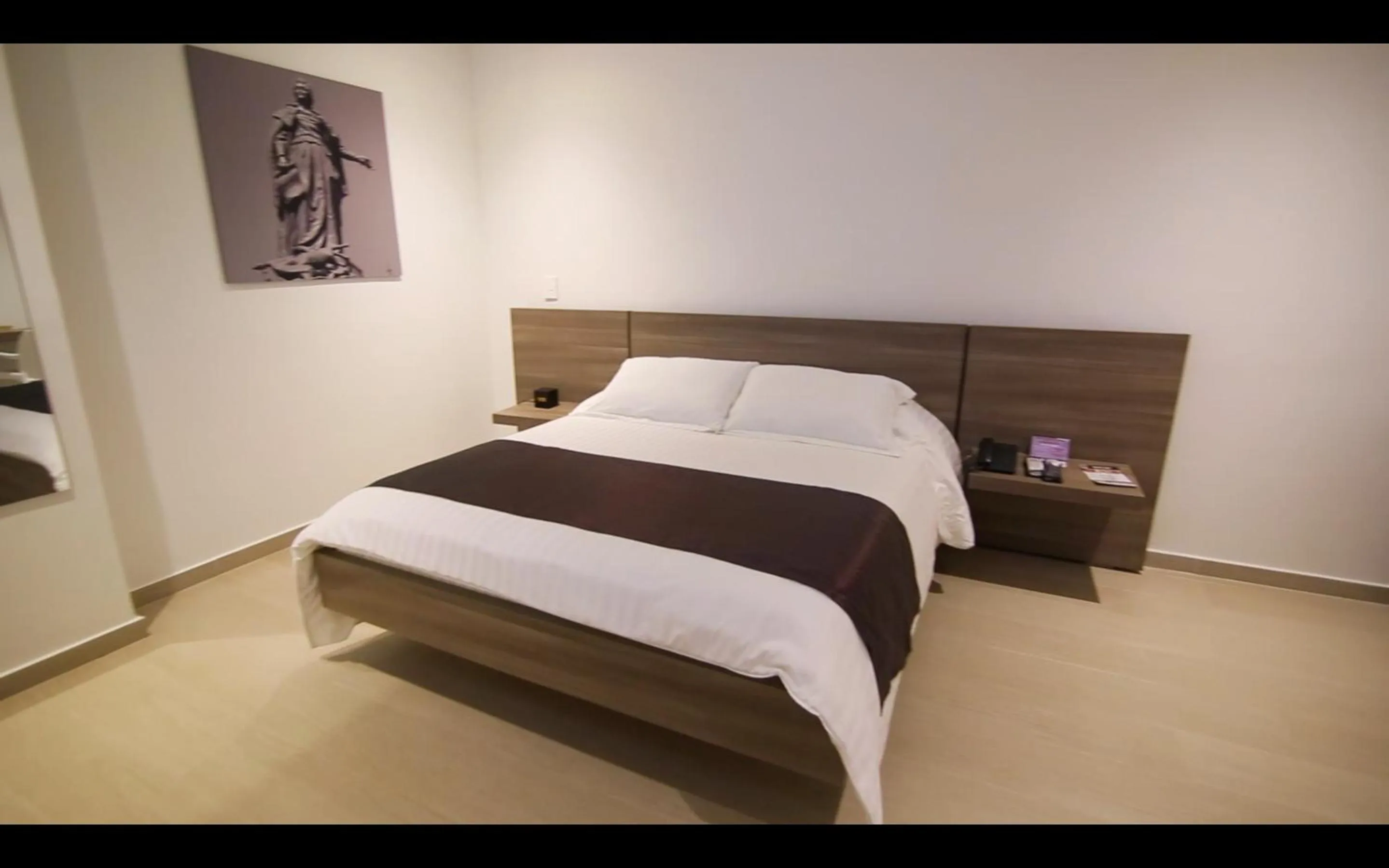 Photo of the whole room, Bed in BGA Hotel