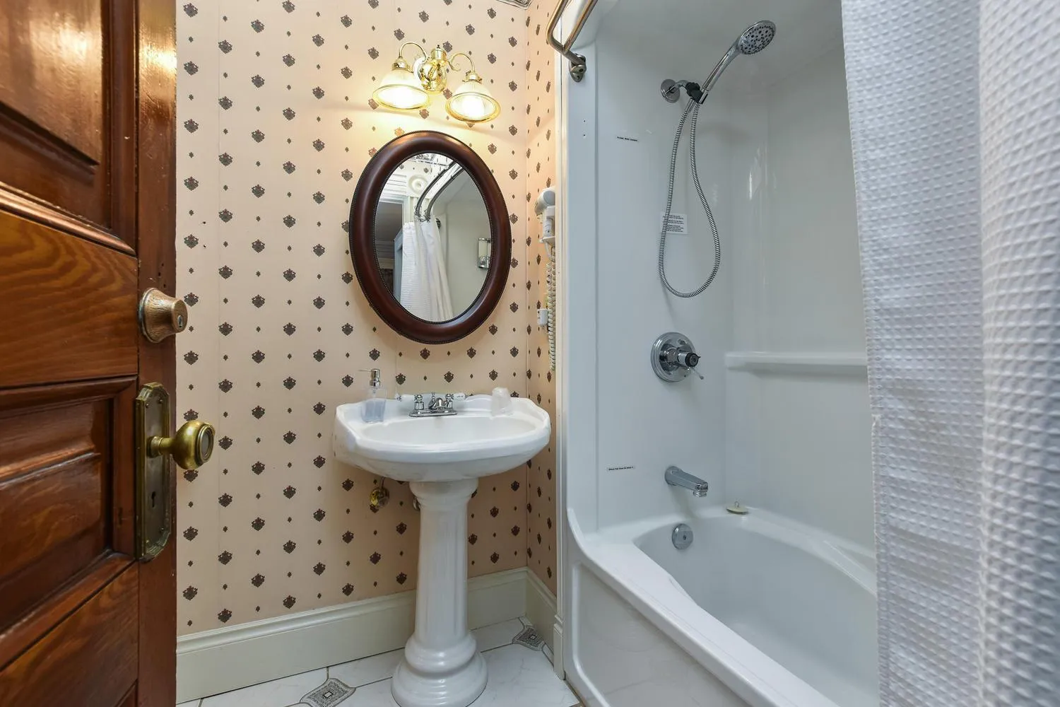 Shower in Noble Suites