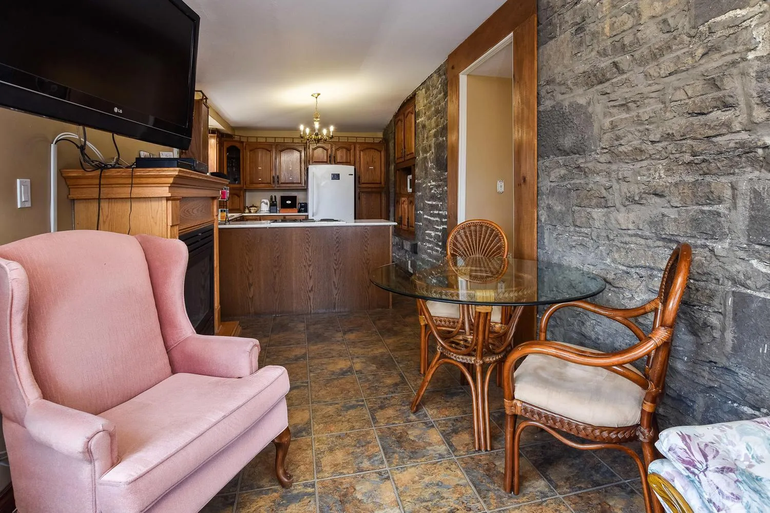 TV and multimedia in Noble Suites