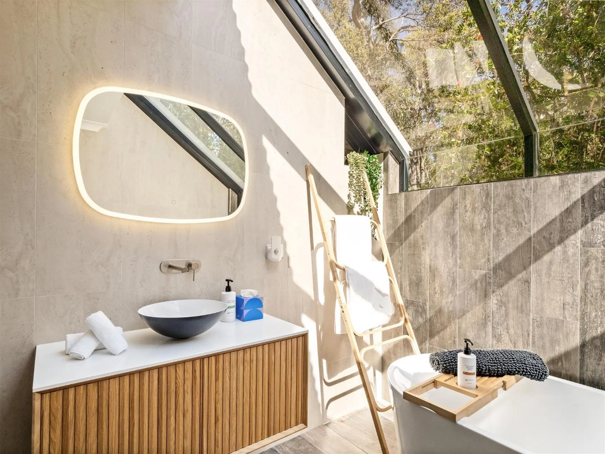 Bathroom in Forest Rise Chalets and Lodge