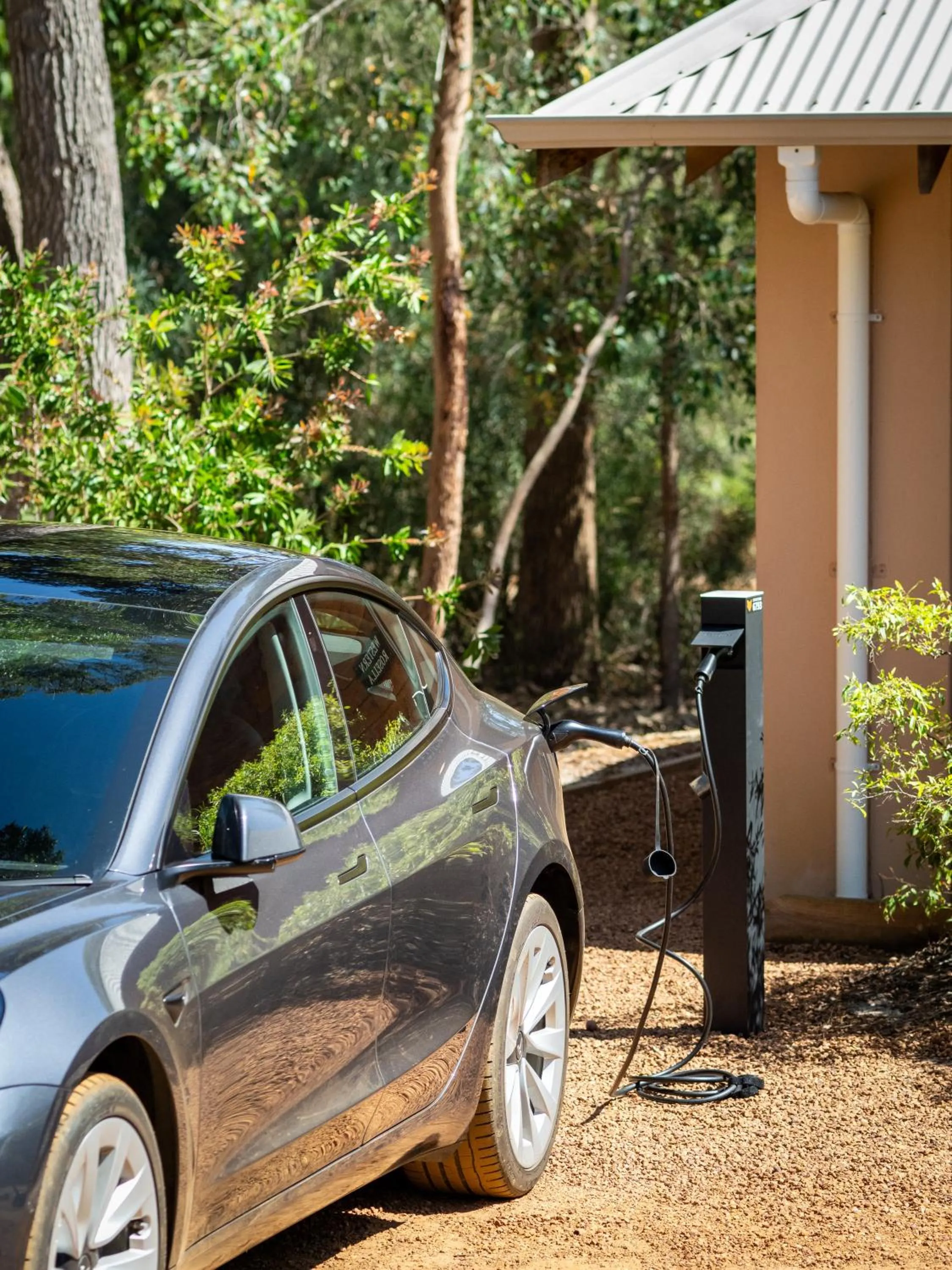 Parking in Forest Rise Chalets and Lodge