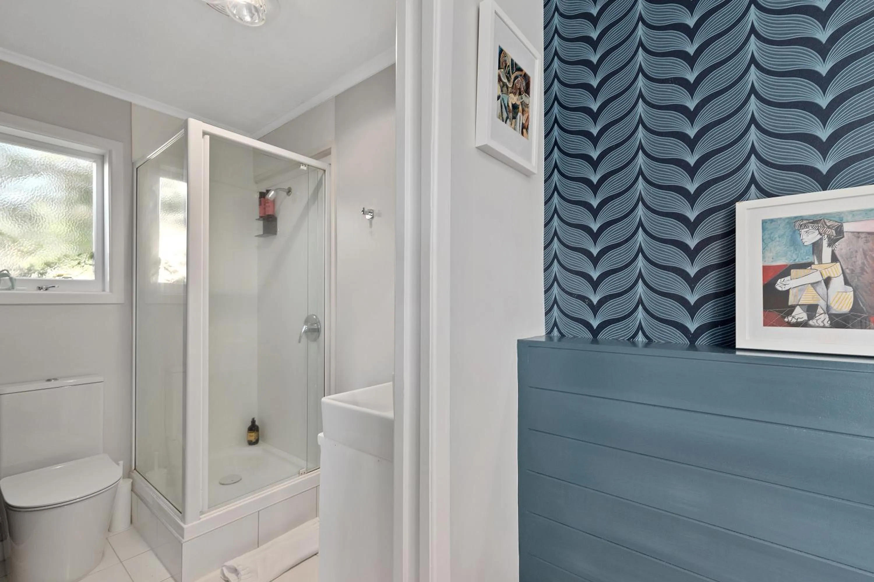 Bathroom in Devonport Motel