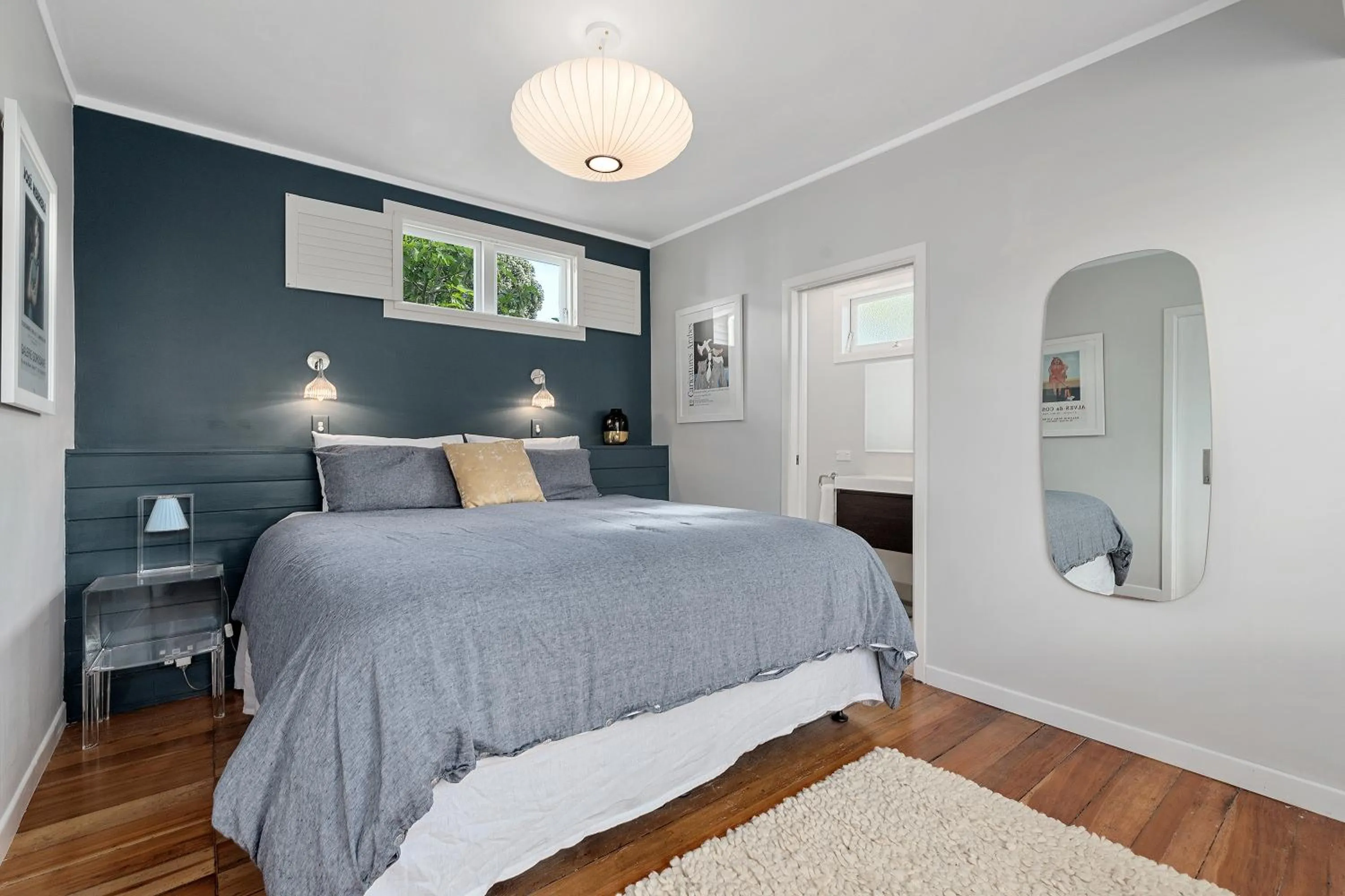 Bedroom, Bed in Devonport Motel