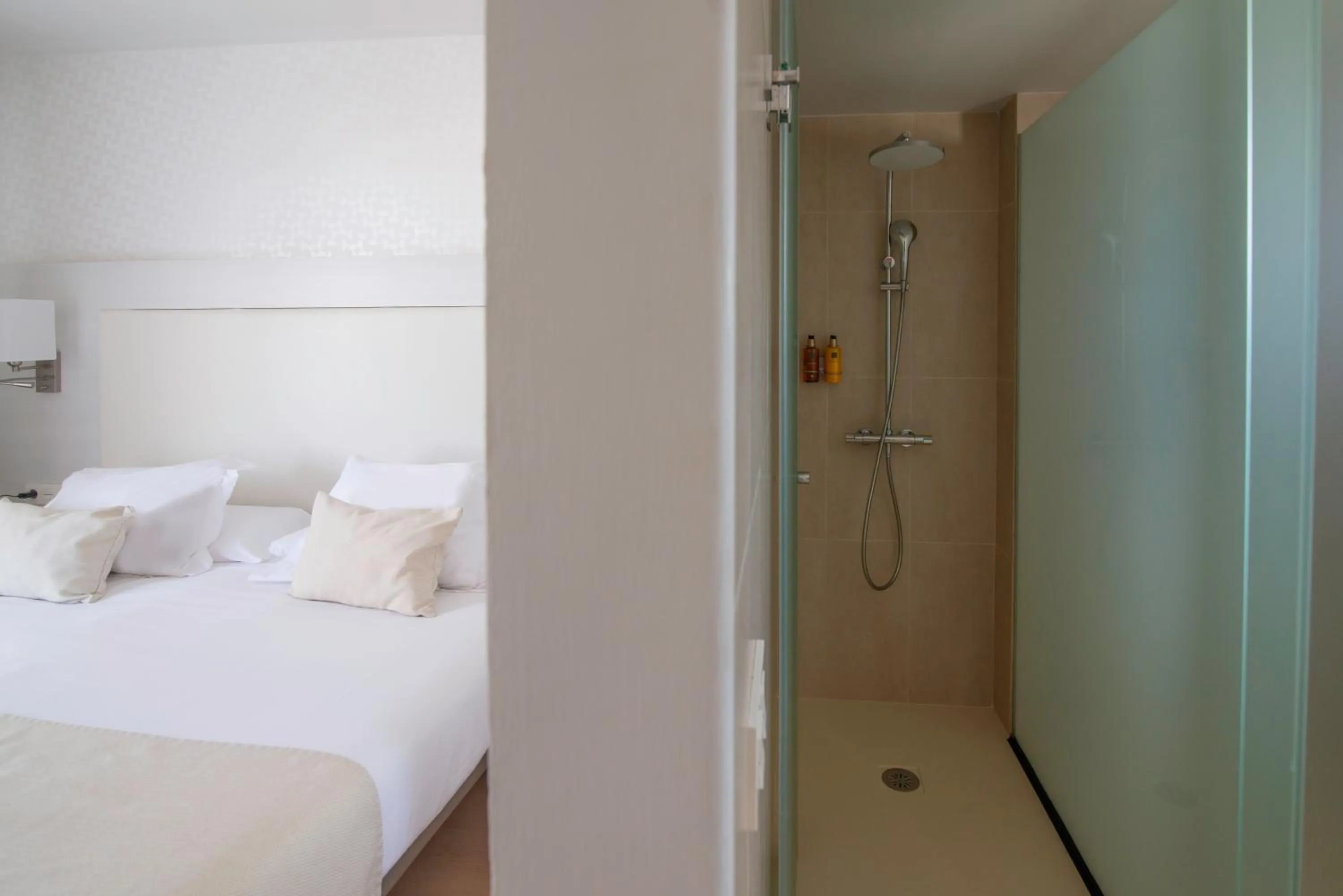Property building, Bed in Aequora Lanzarote Suites