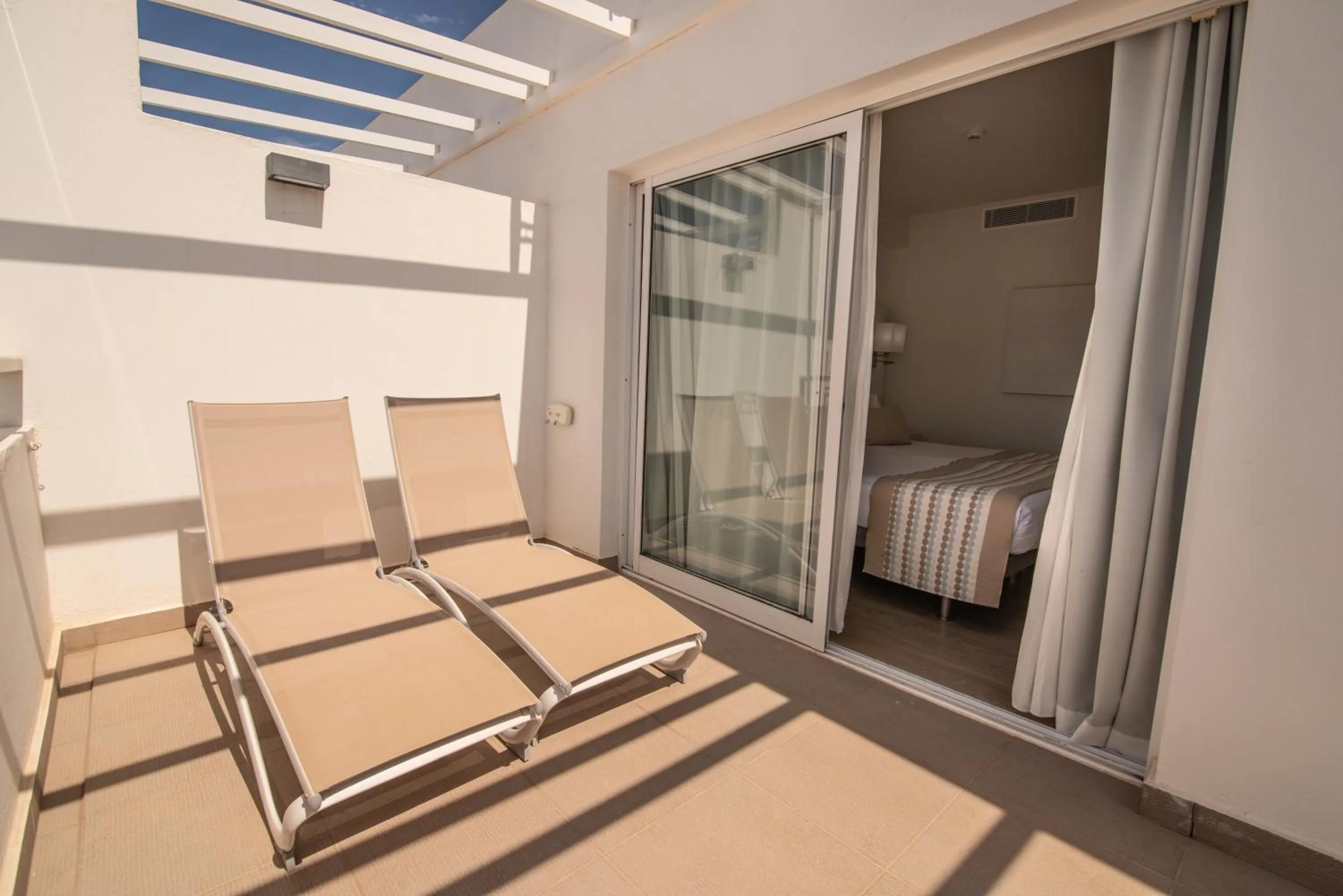 Balcony/Terrace, Bed in Aequora Lanzarote Suites