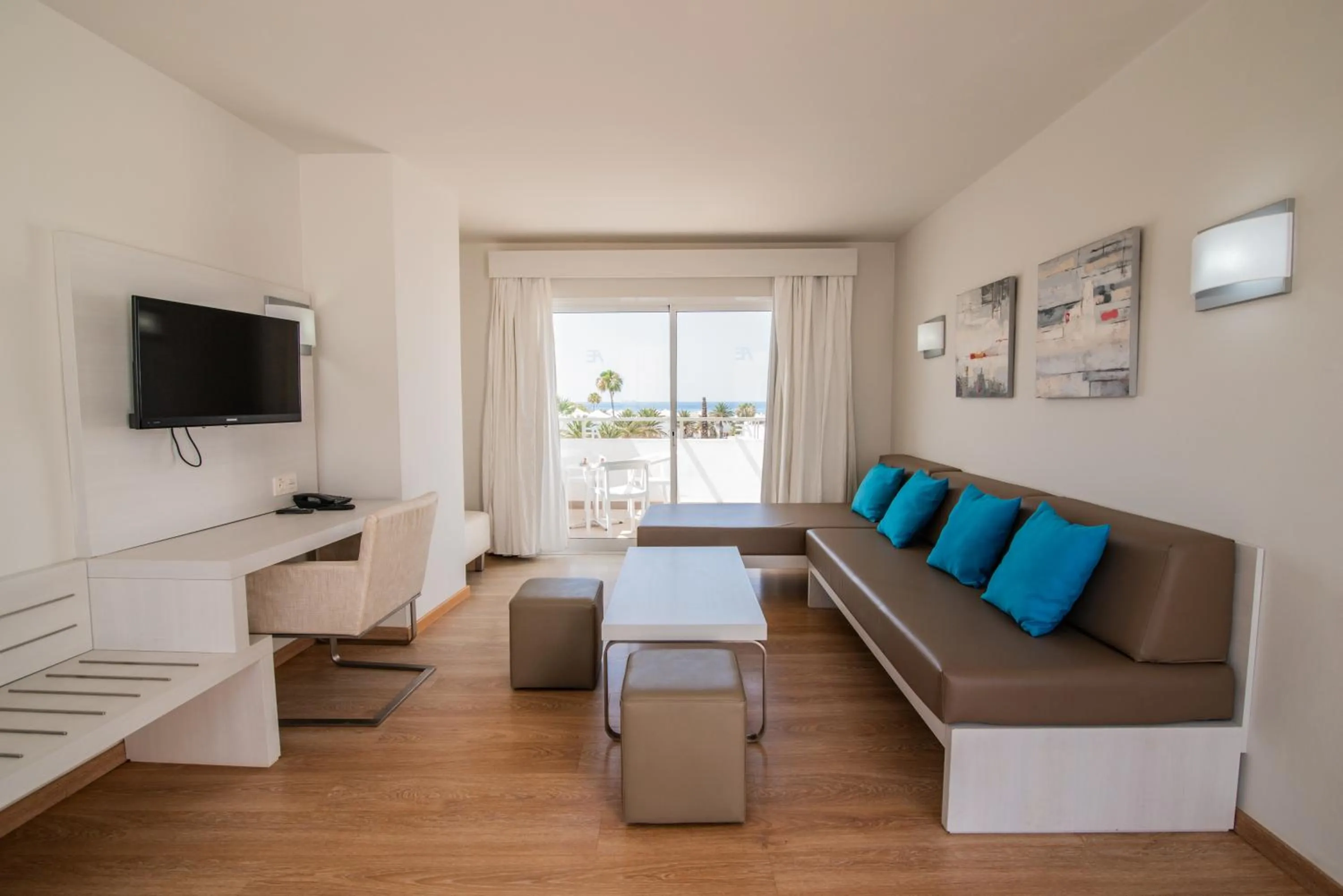 TV and multimedia in Aequora Lanzarote Suites