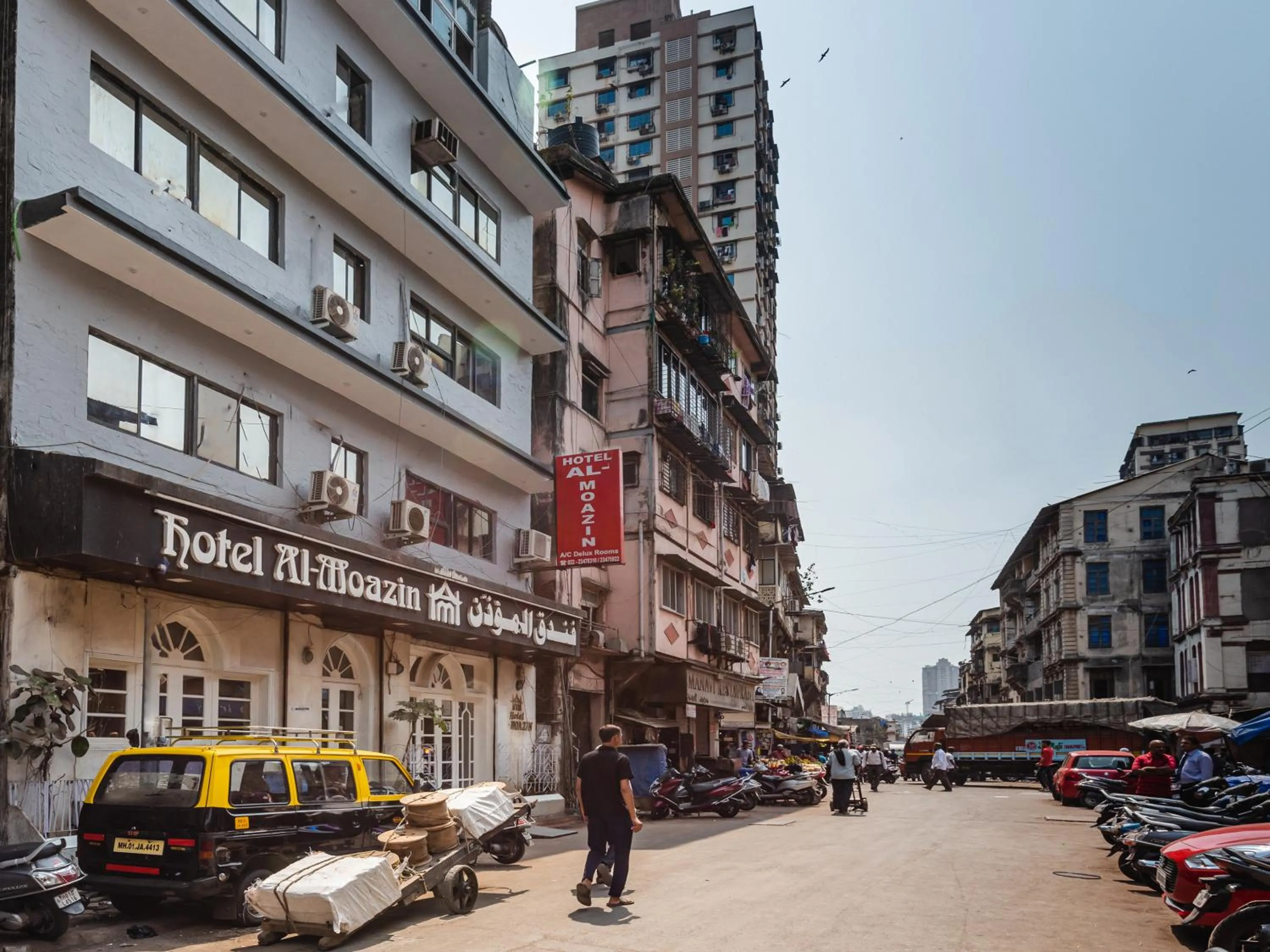 Property building in Hotel Al Moazin