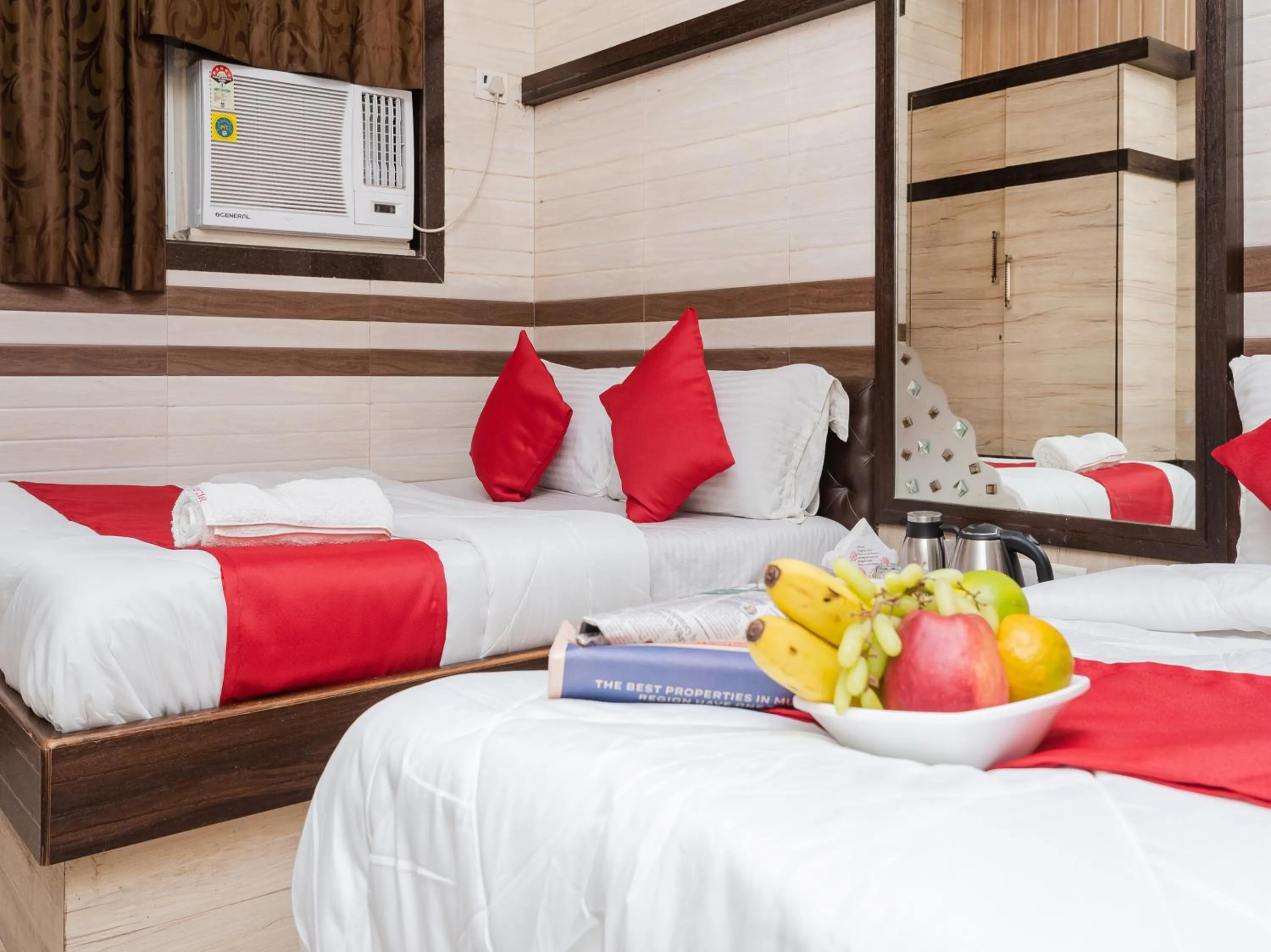 Bed in Hotel Al Moazin