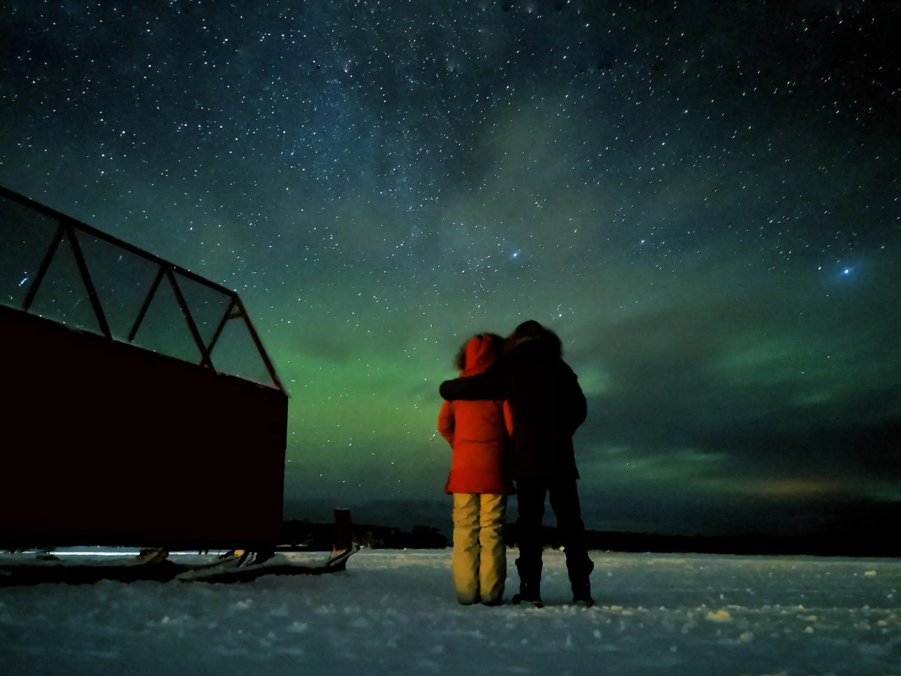 Night in Lake Inari Mobile Cabins