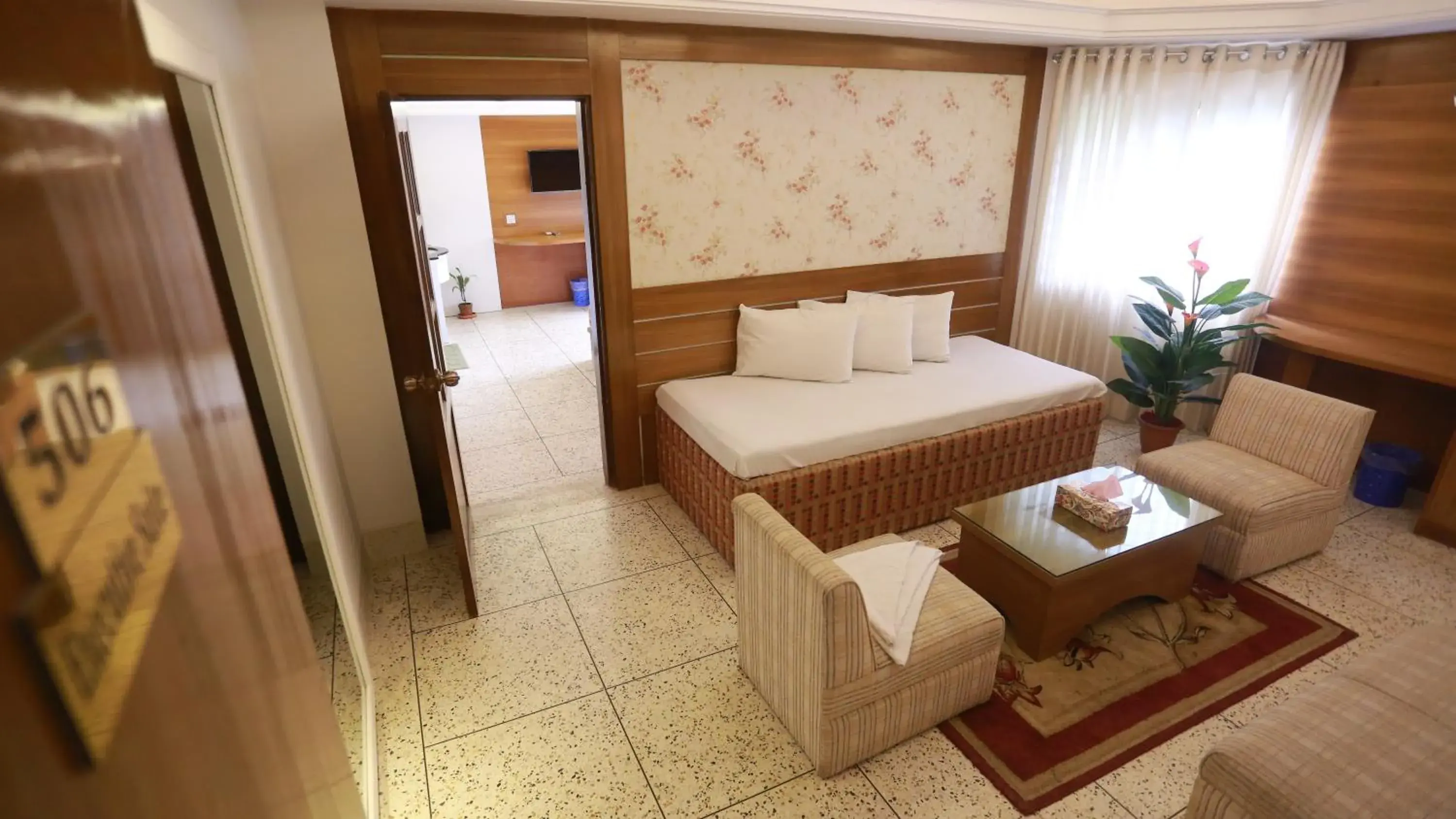 Suite in Nagar Valley Hotel Ltd. Suite in Nagar Valley Hotel Ltd.