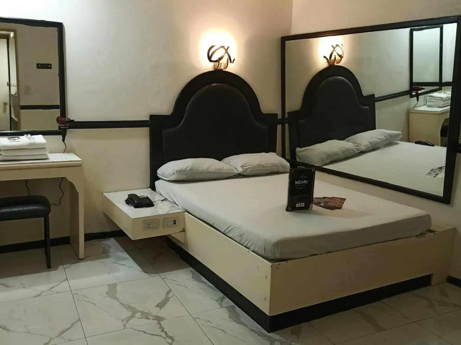 Halina Drive in Hotel-Sta Mesa