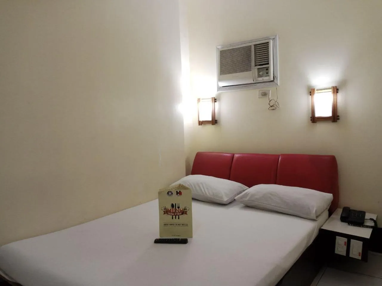 Bed in Halina Hotel- Avenida