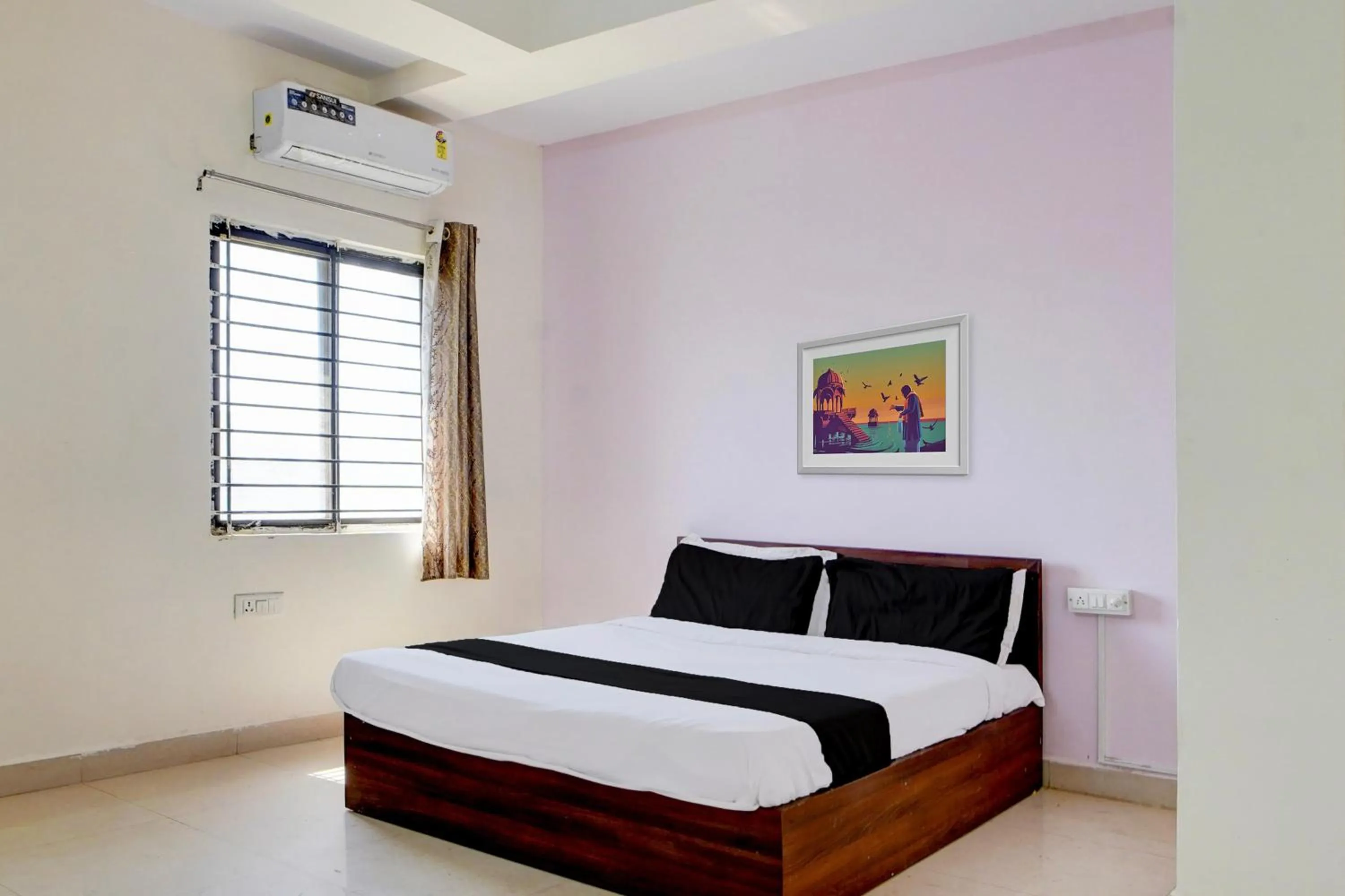 Bedroom, Bed in Hotel O Mav Hotel