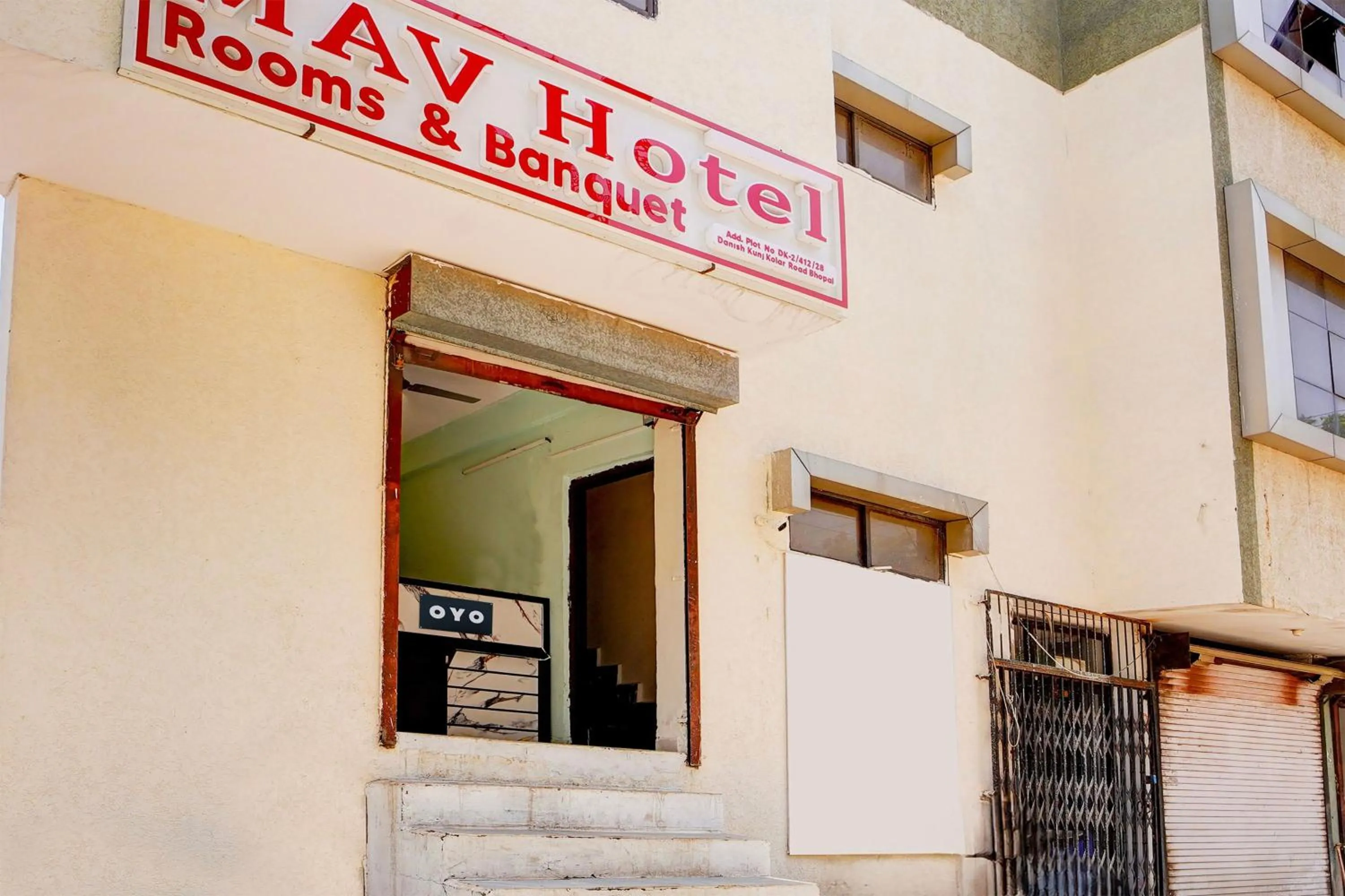 Facade/entrance in Hotel O Mav Hotel