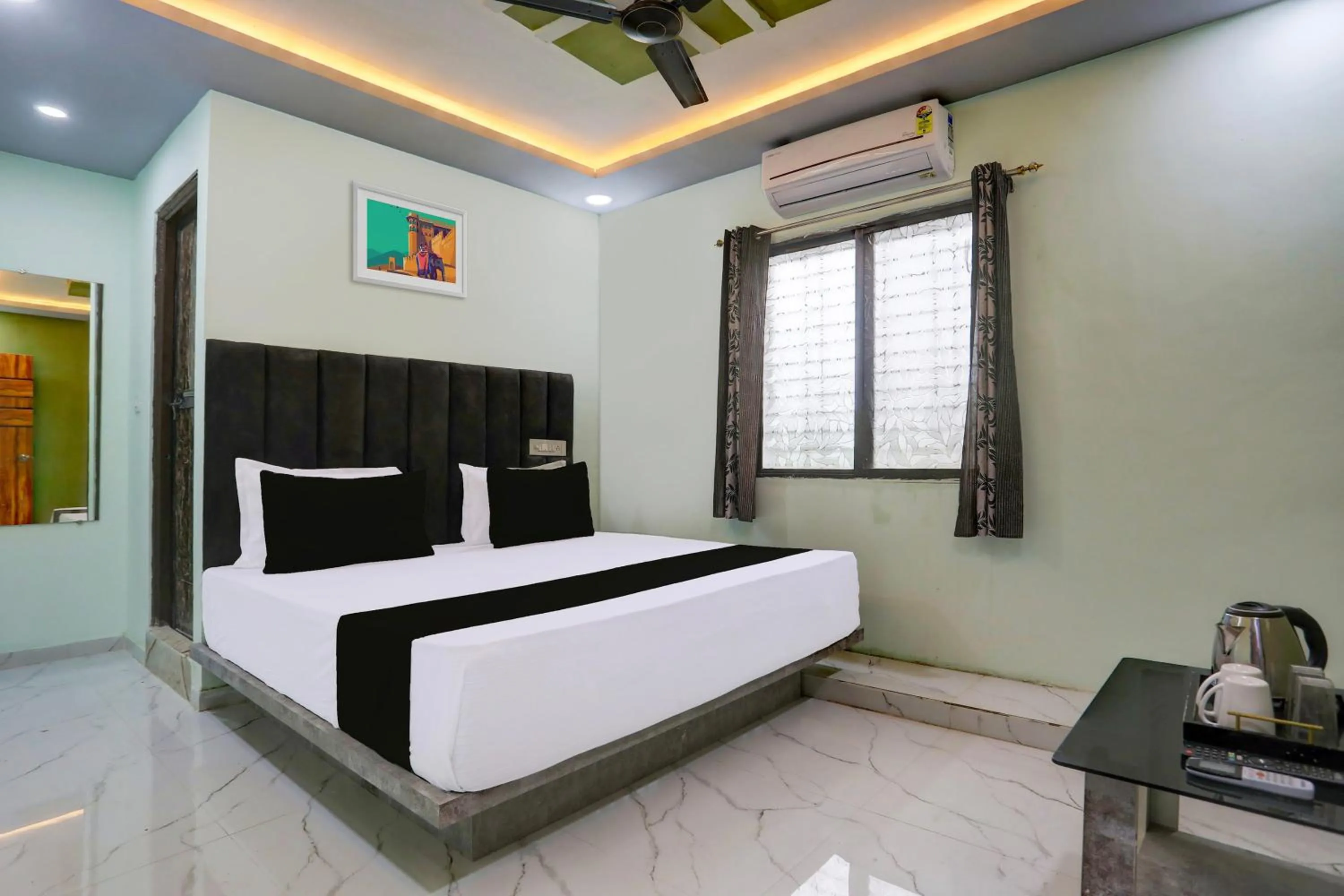 Bedroom, Bed in Hotel O Dream Stay