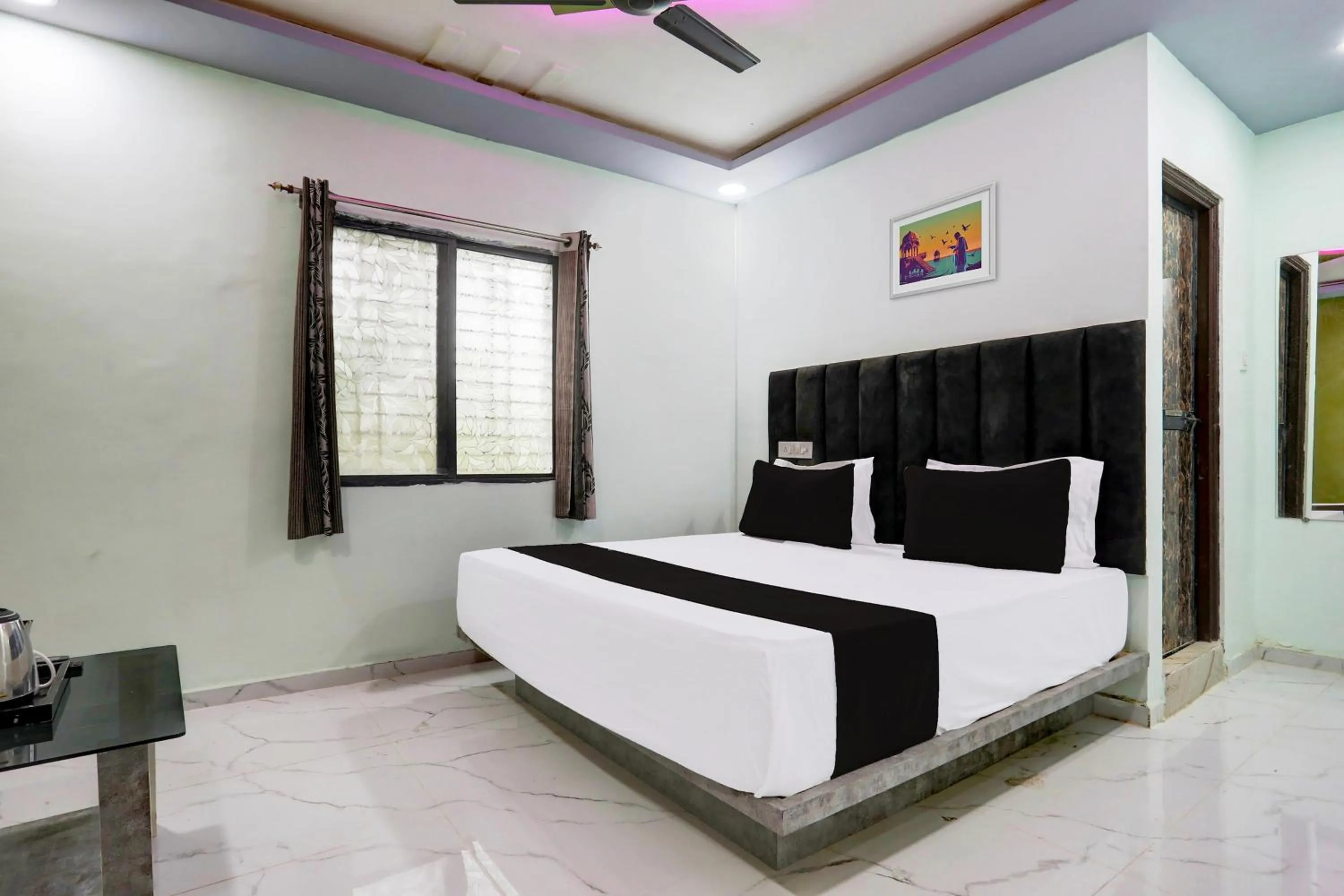 Bedroom, Bed in Hotel O Dream Stay