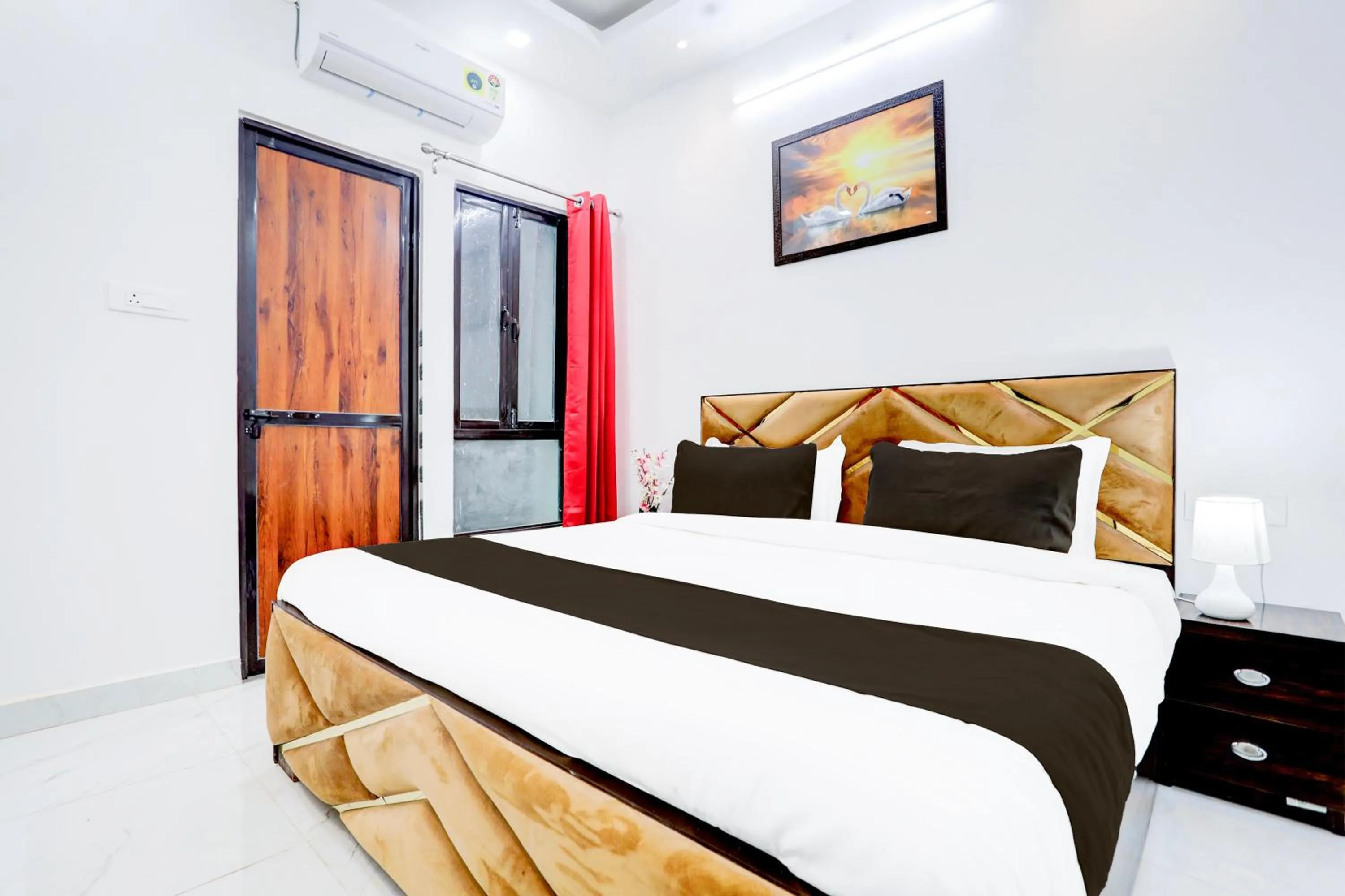 Bedroom, Bed in Hotel O by OYO Virat Inn