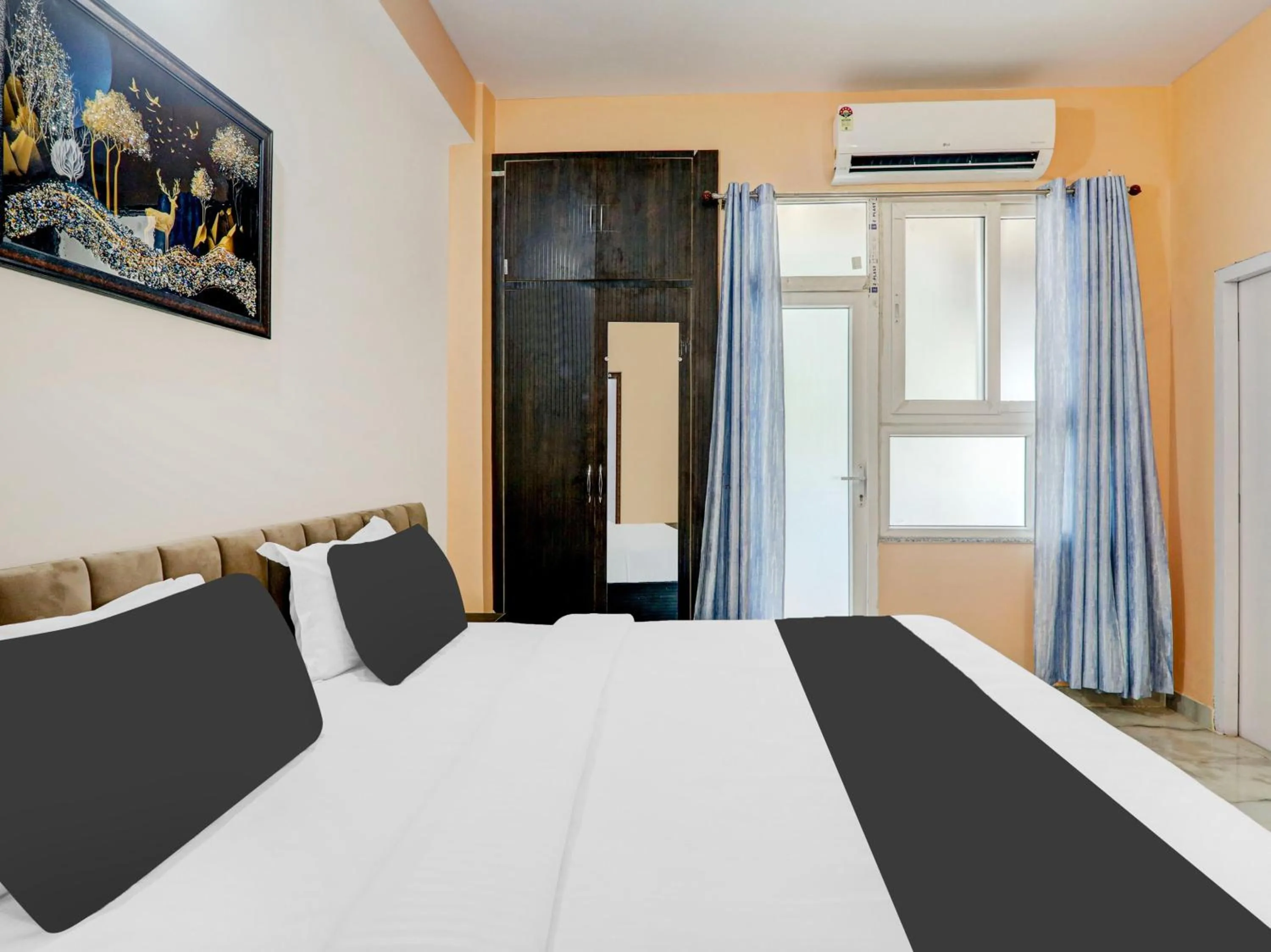 Bedroom, Bed in Hotel O Mellow Space