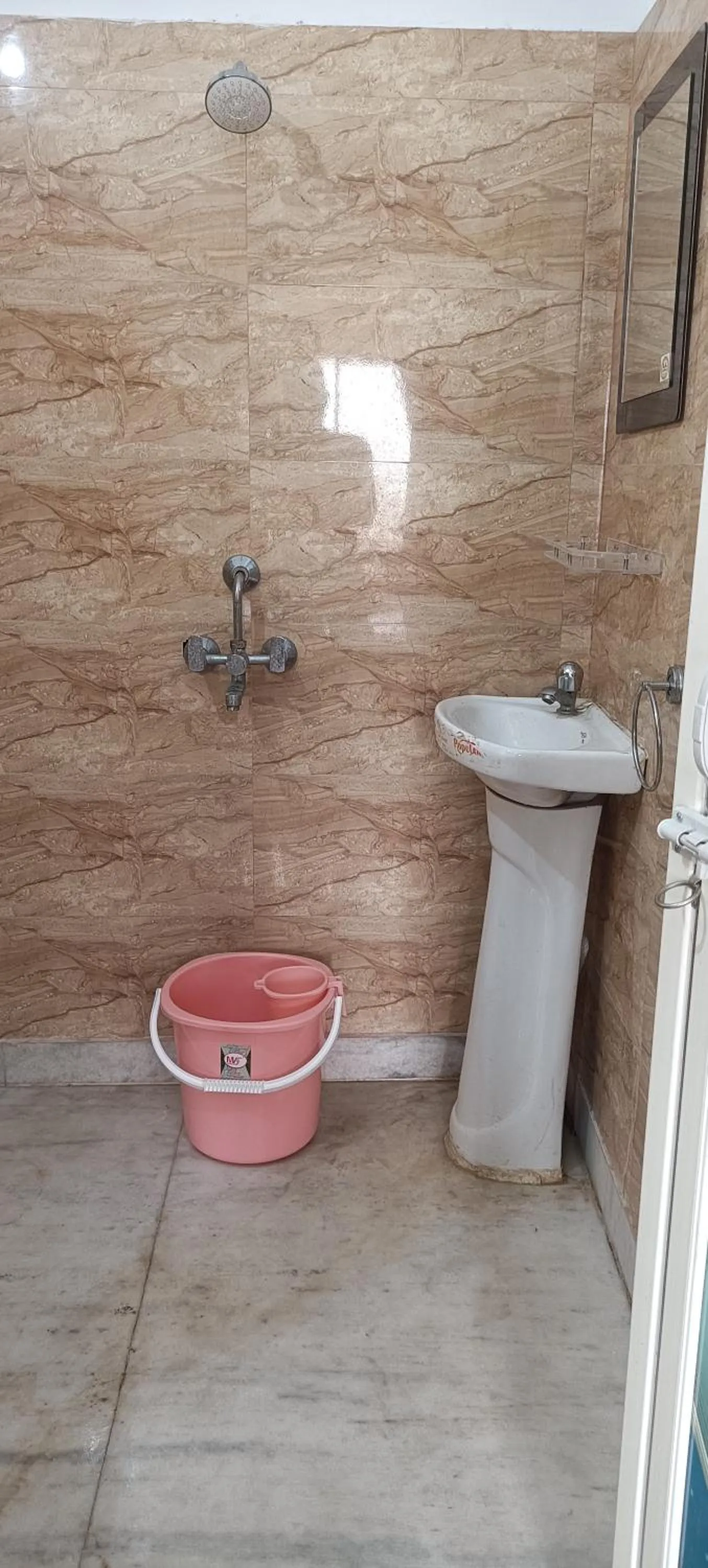 Bathroom in Regencyy Guest House