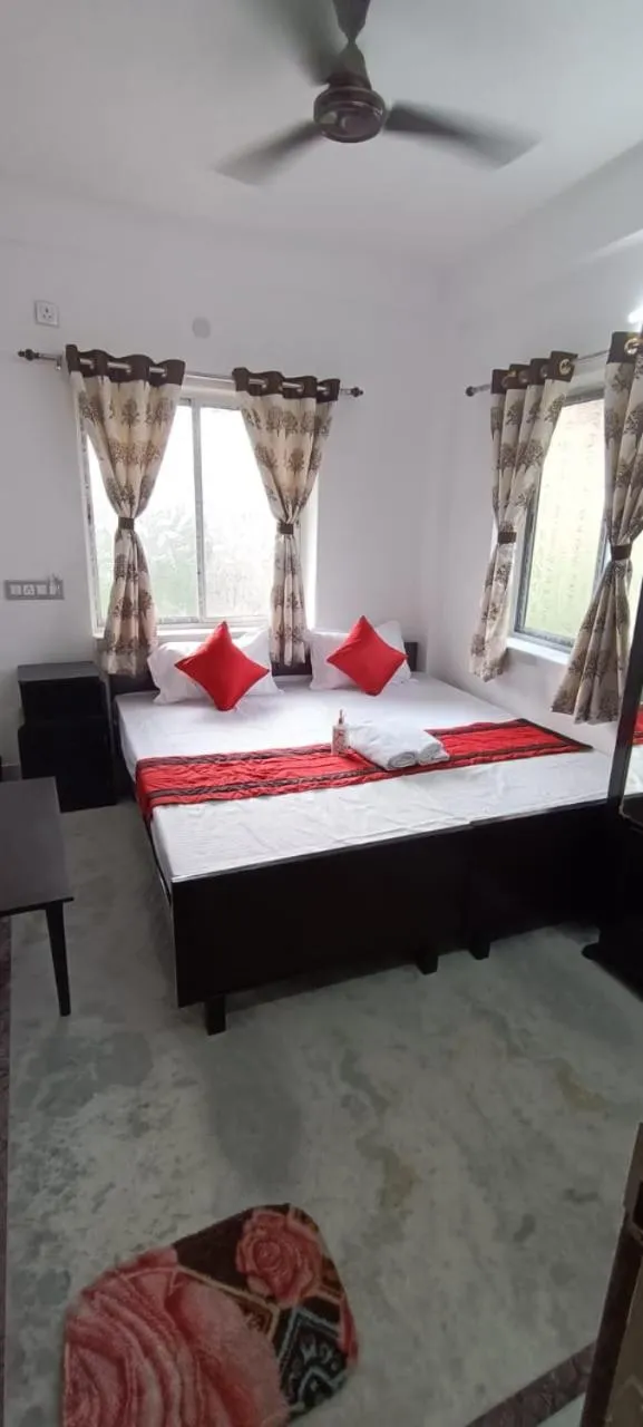 Bed in Regencyy Guest House