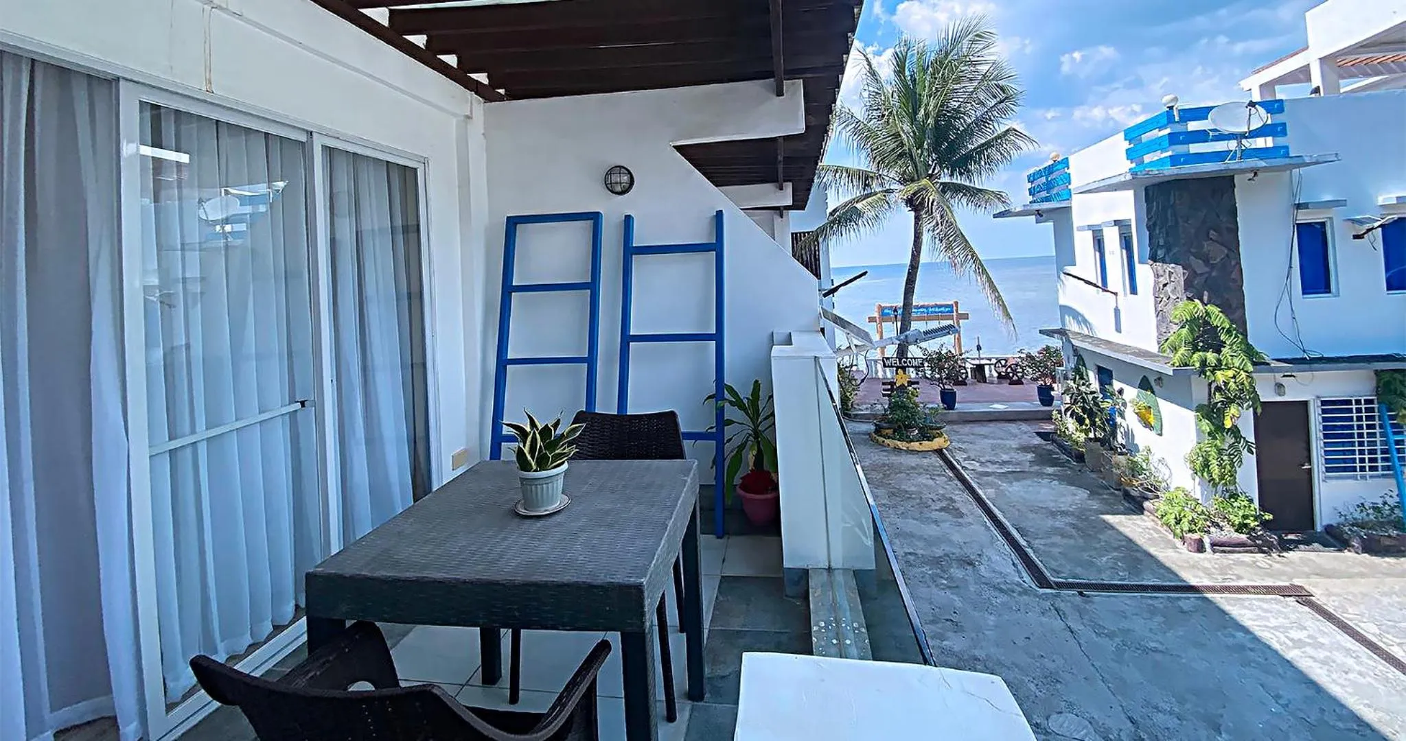 Day in Casa Almarenzo Bed & Breakfast